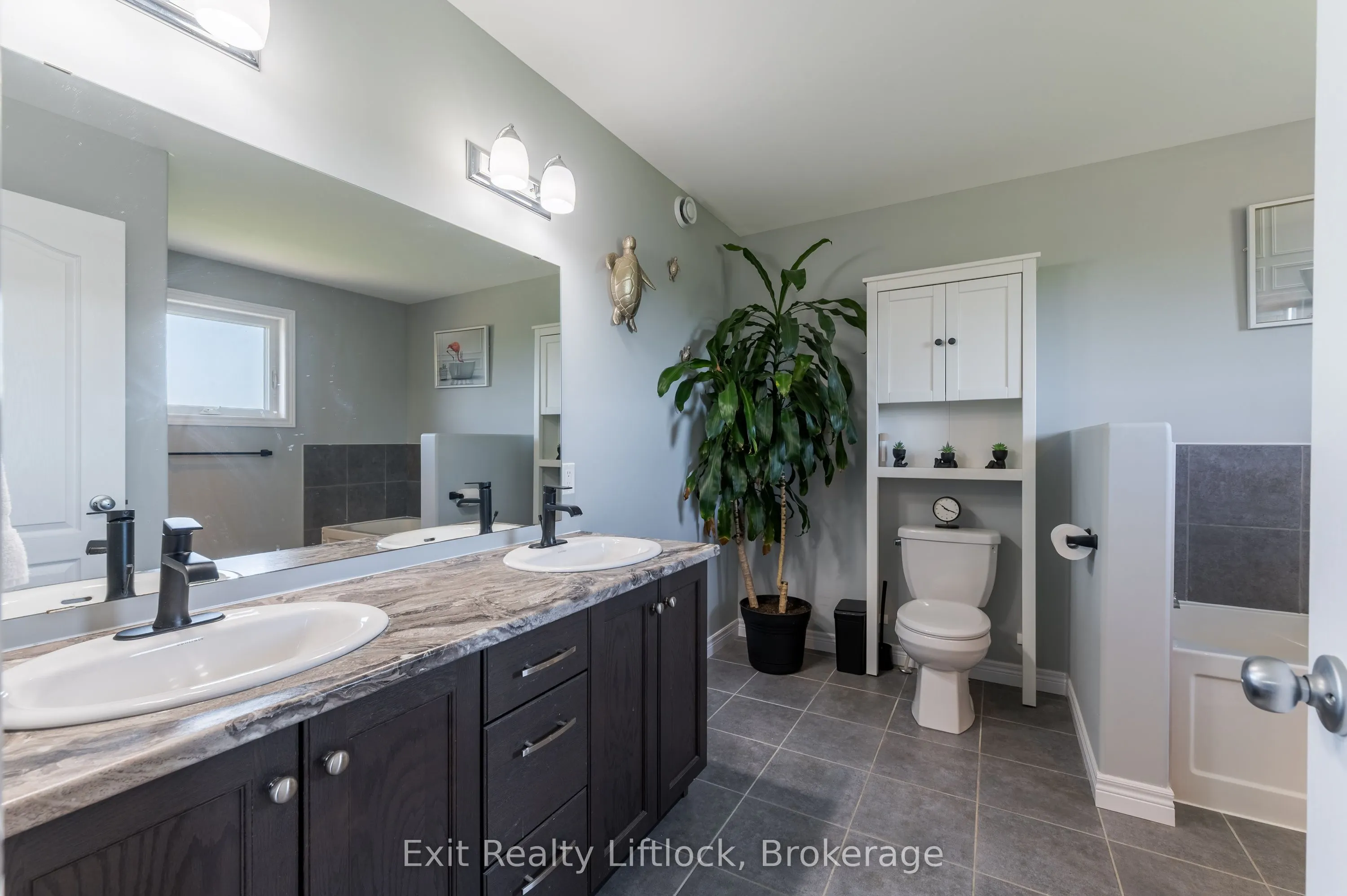 11 Darrell Drain Crescent
