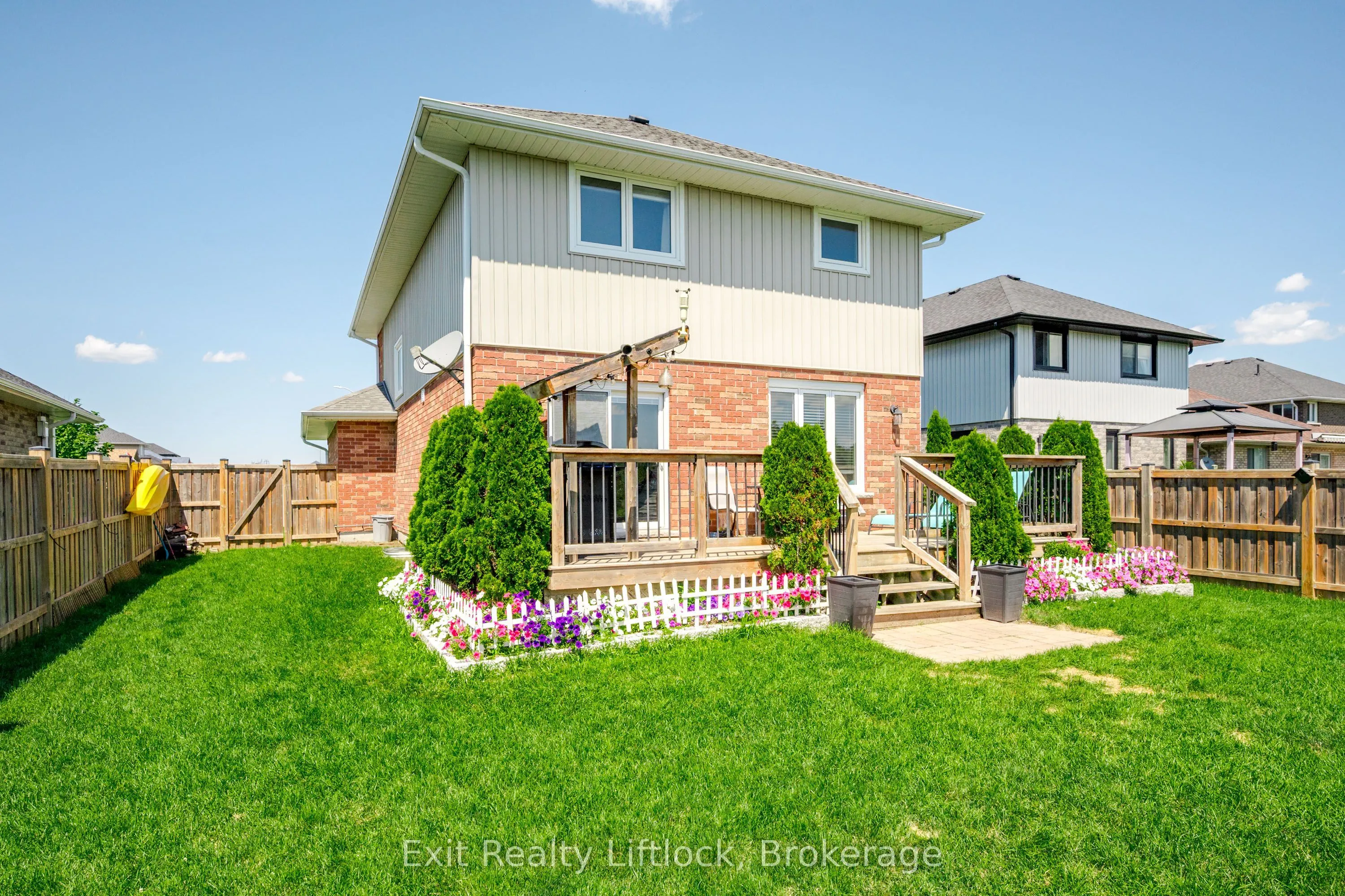 11 Darrell Drain Crescent