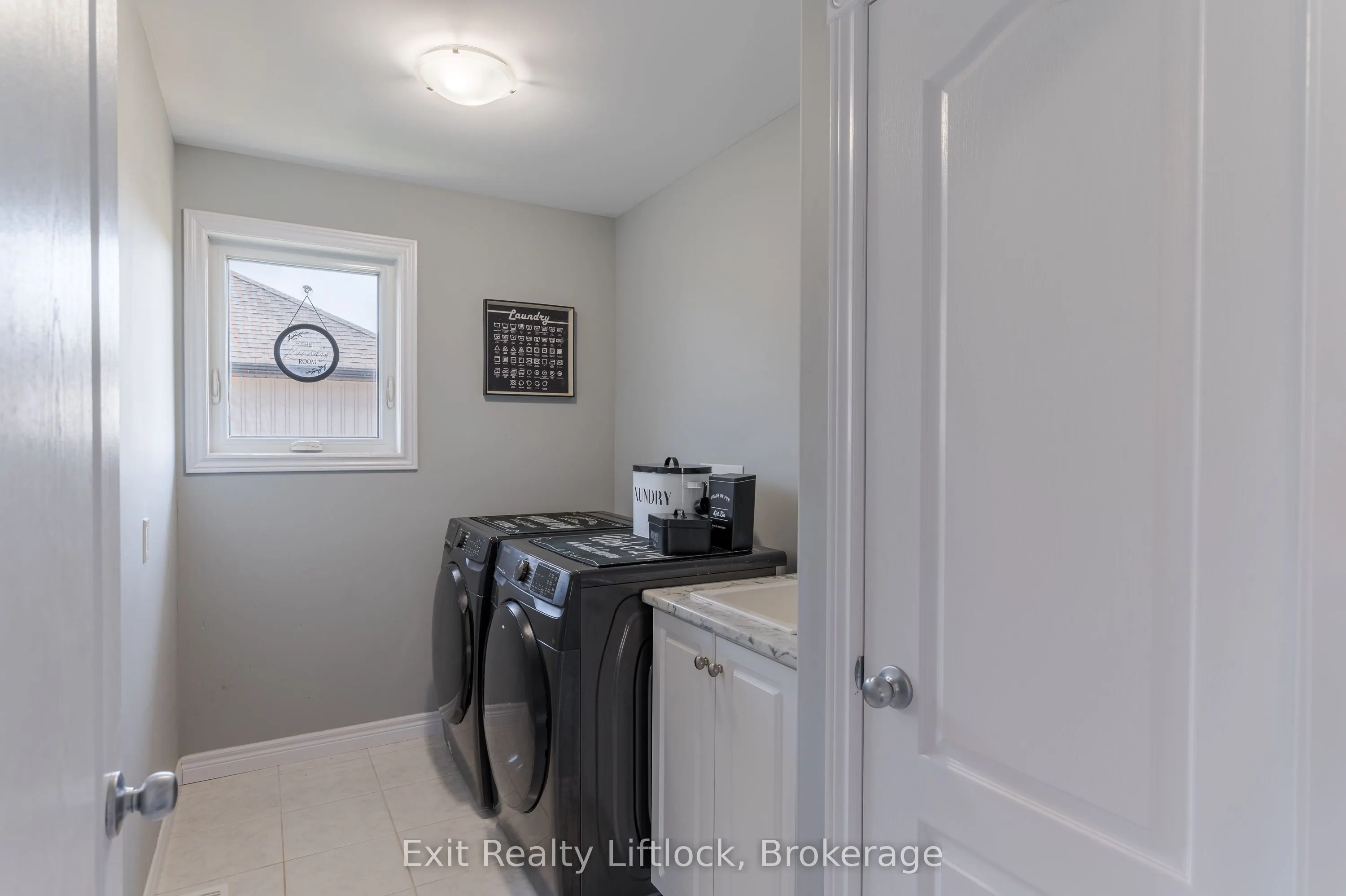 11 Darrell Drain Crescent