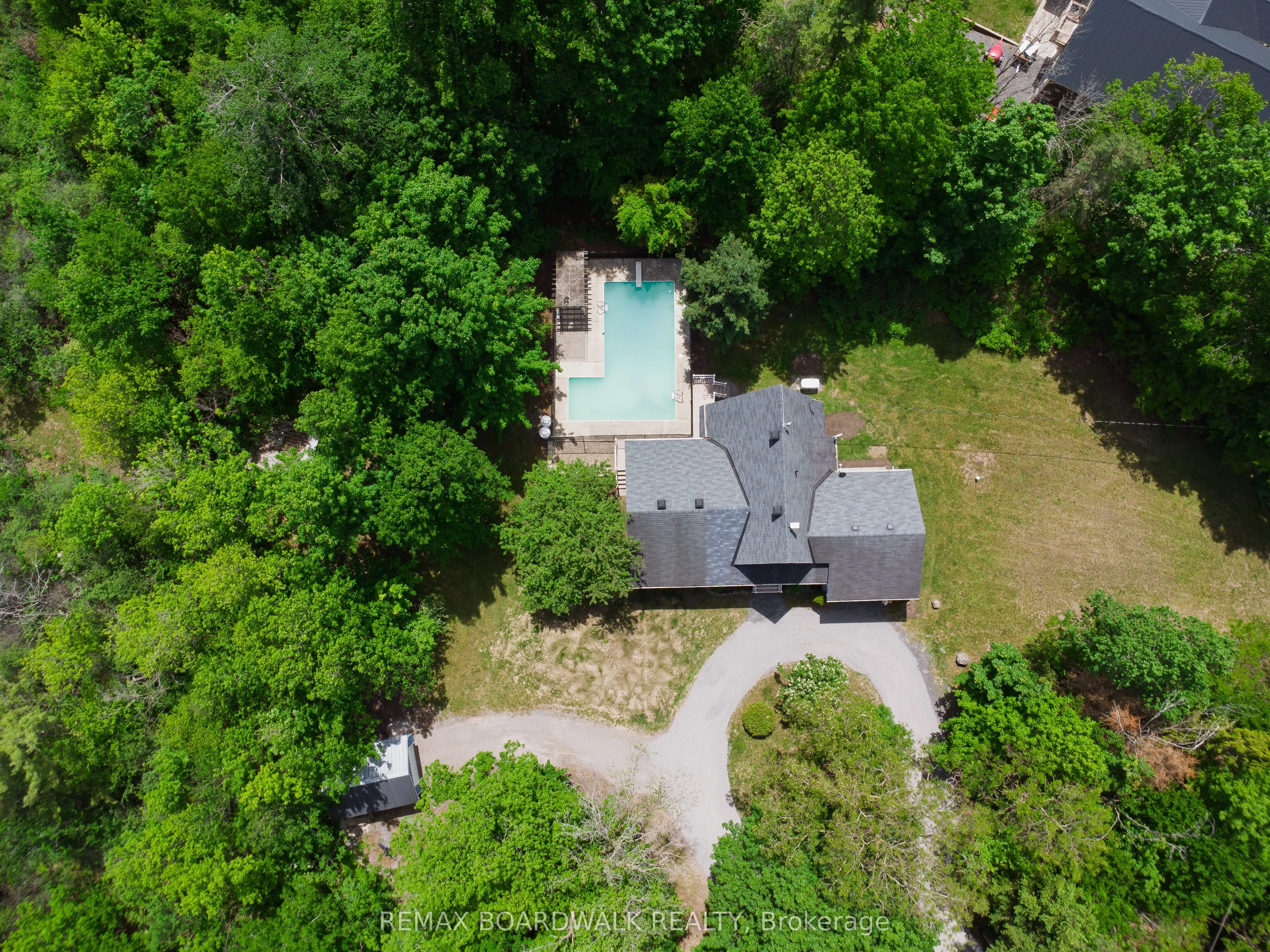 14930 Concession 10-11 Road