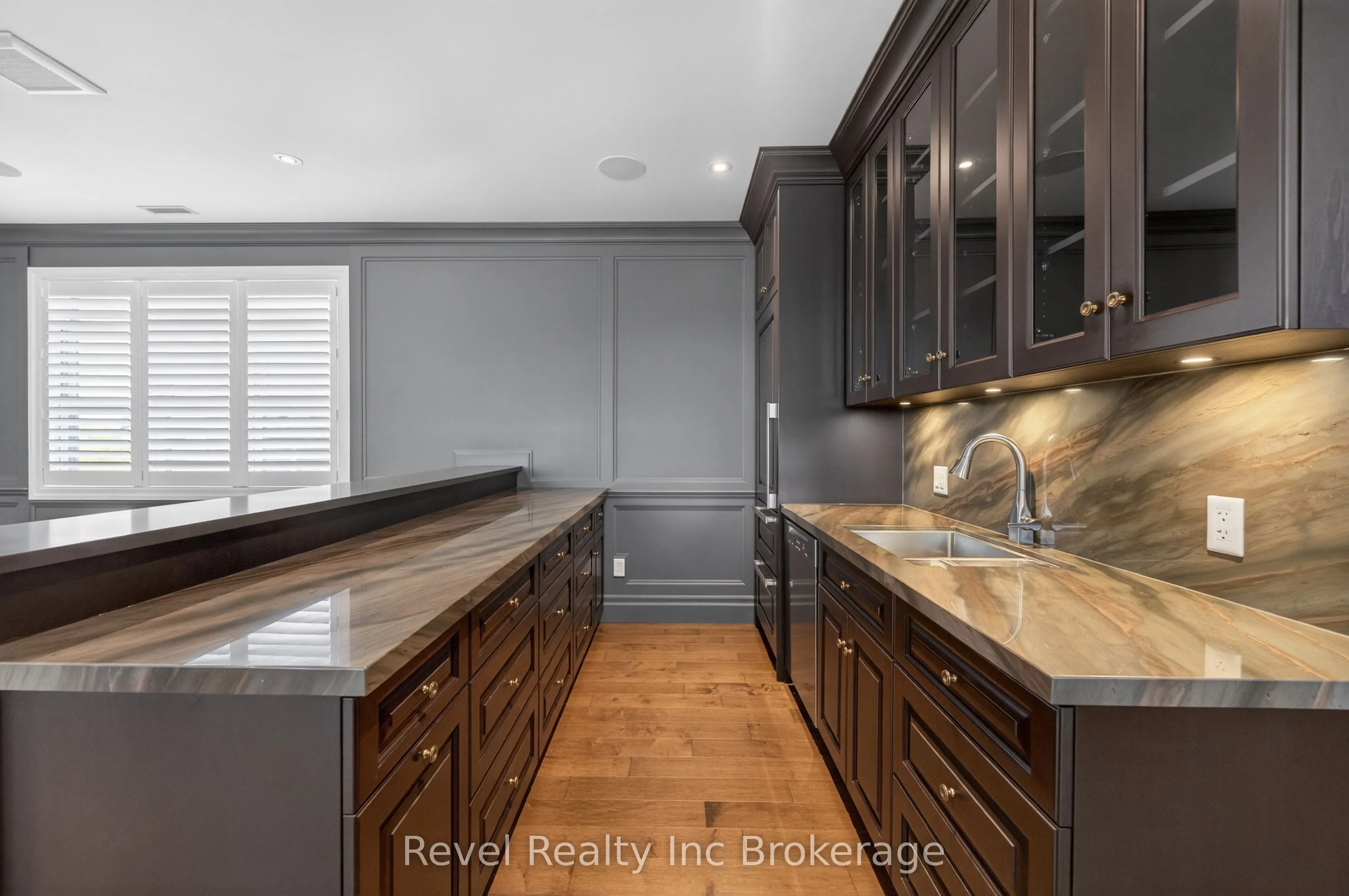 241 Tamarack Boulevard