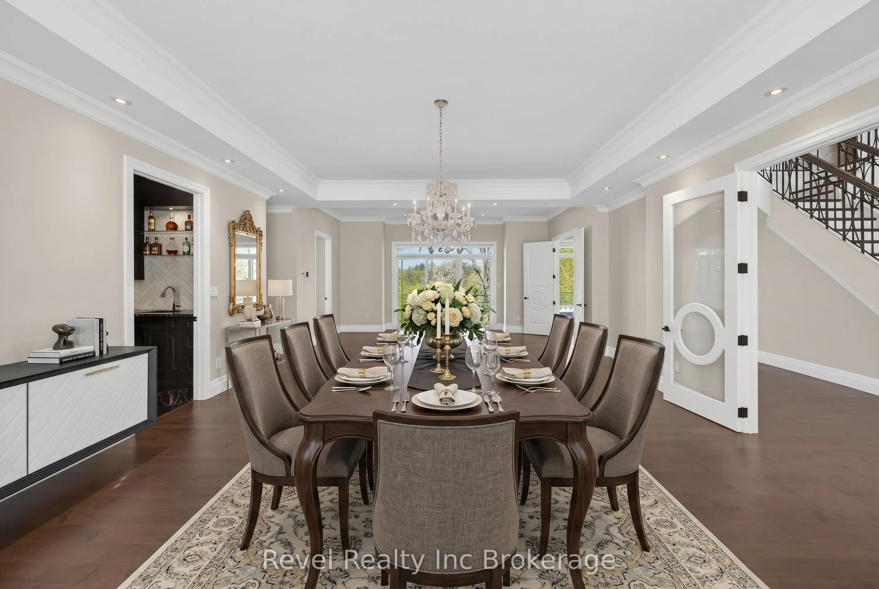 241 Tamarack Boulevard