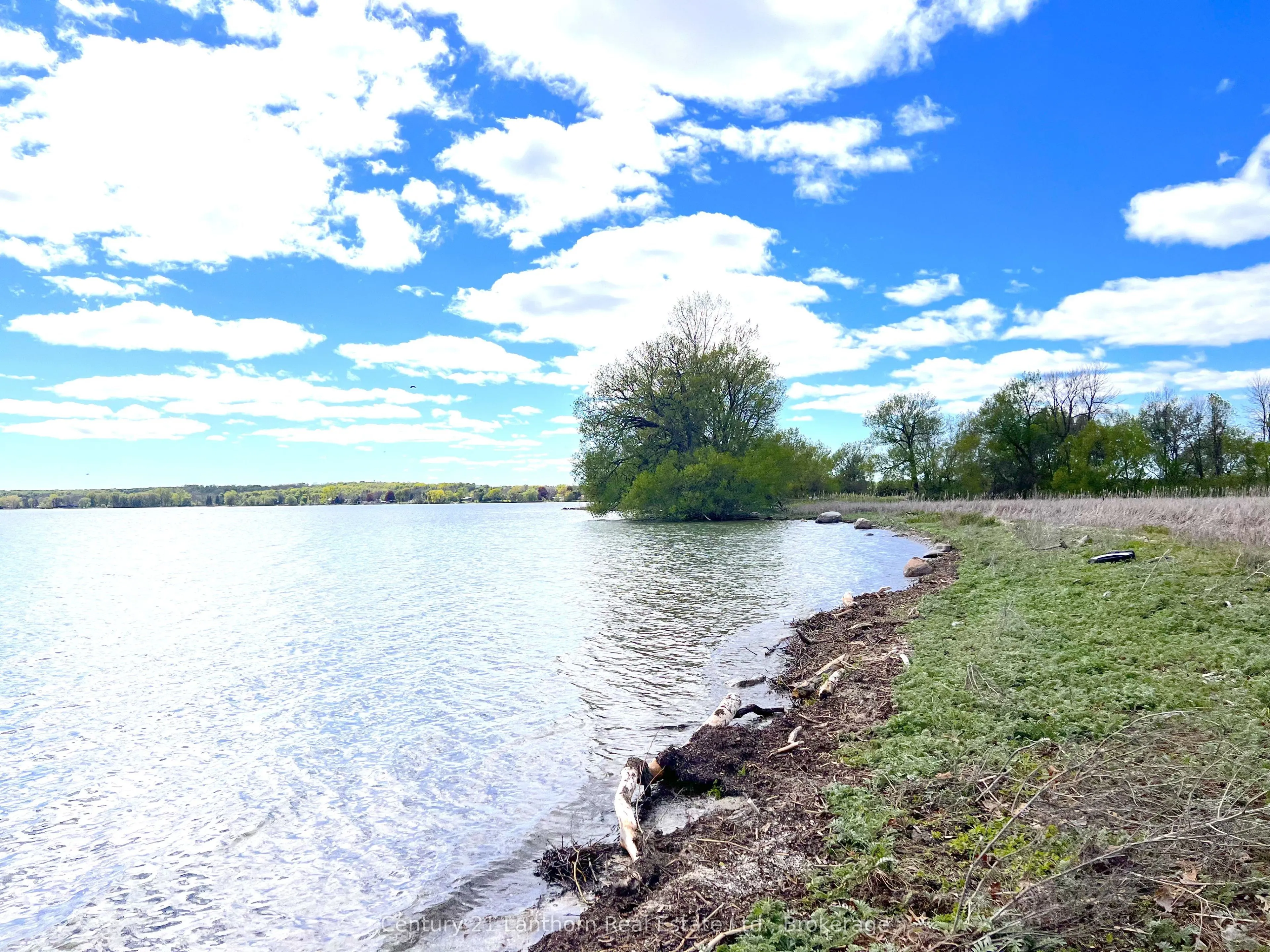 LT 2 Waupoos Island