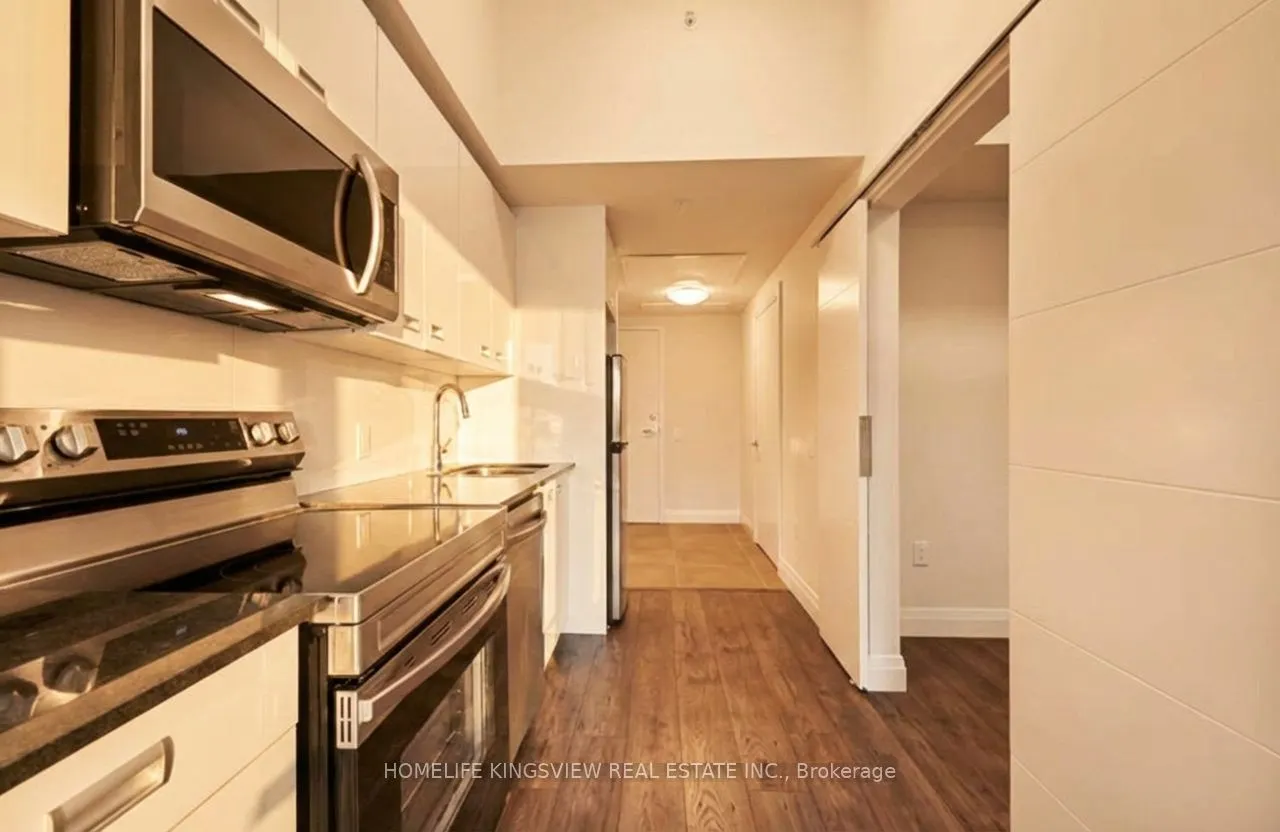 652 Princess Street #425