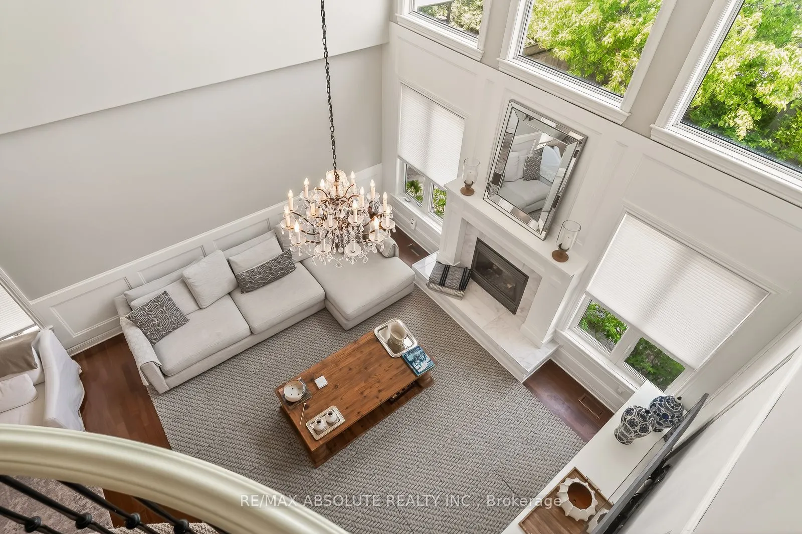 414 LANDSWOOD Way