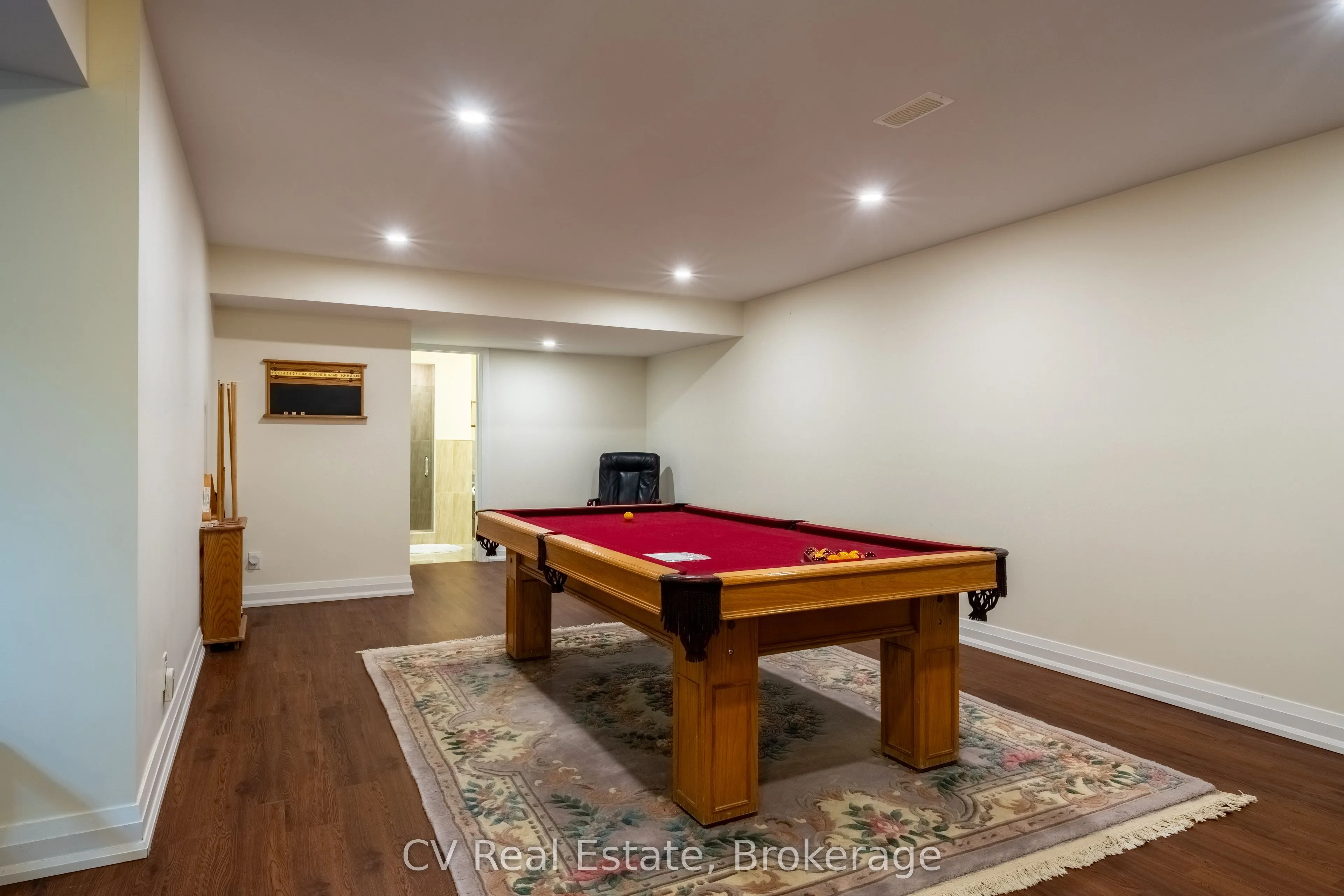 180 St. Edmunds Crescent