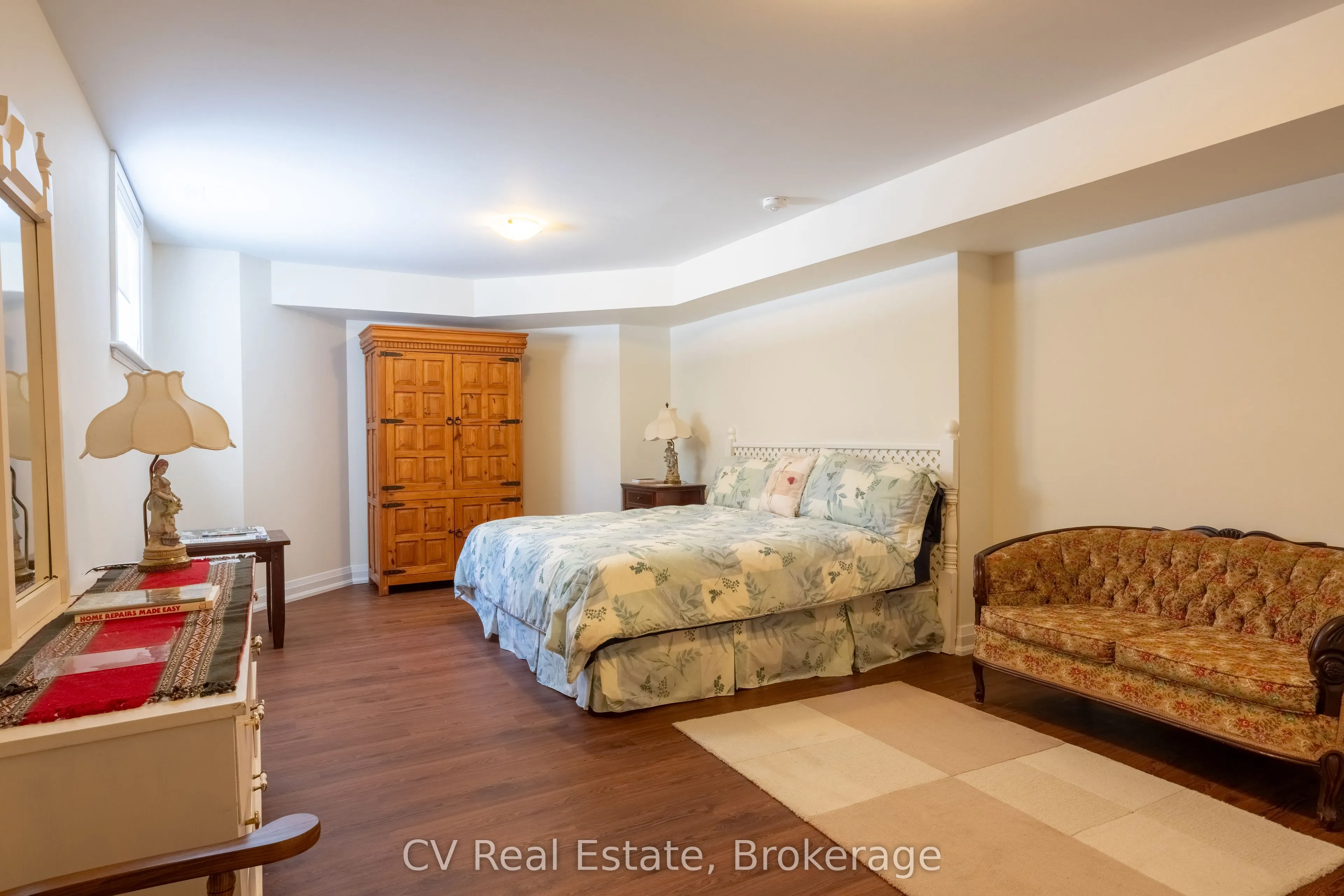 180 St. Edmunds Crescent