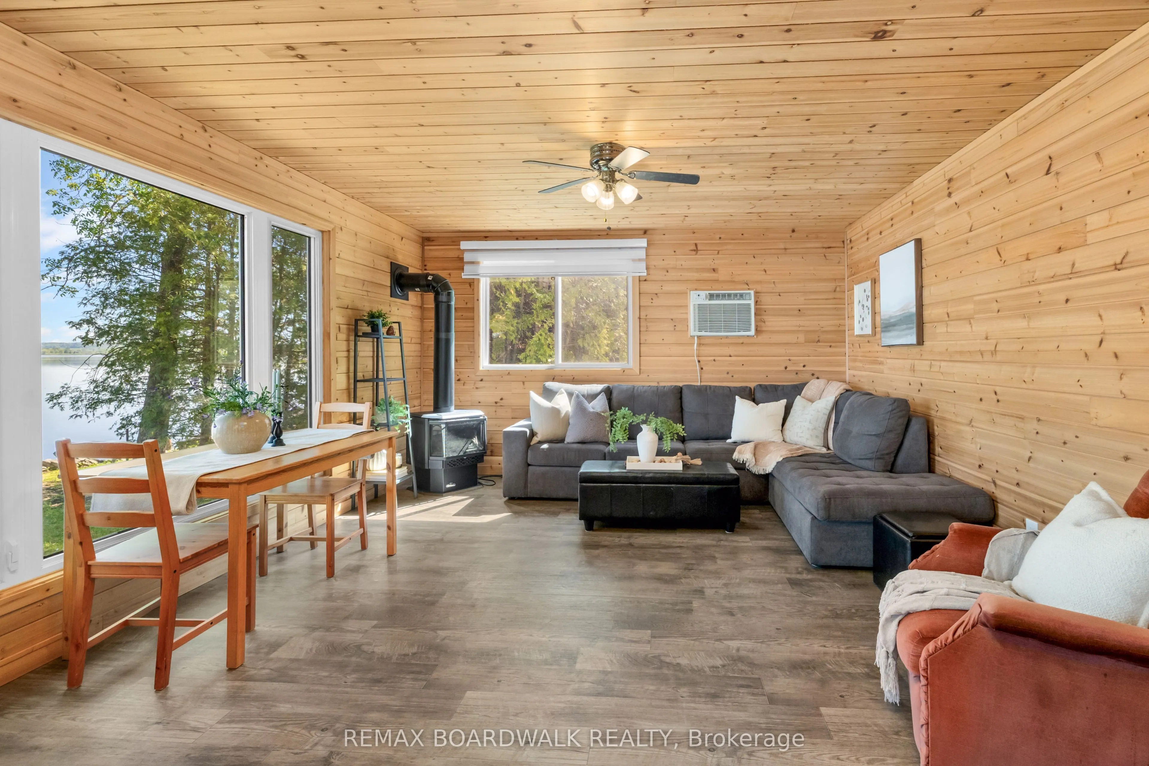 339 Leavoy Lane