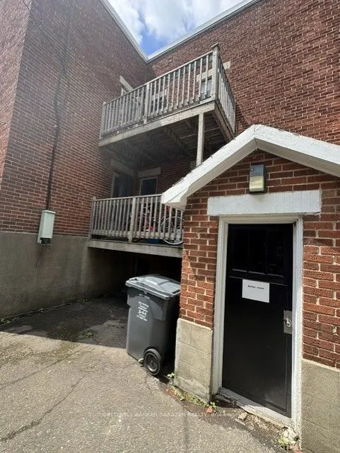 314 Somerset Street E