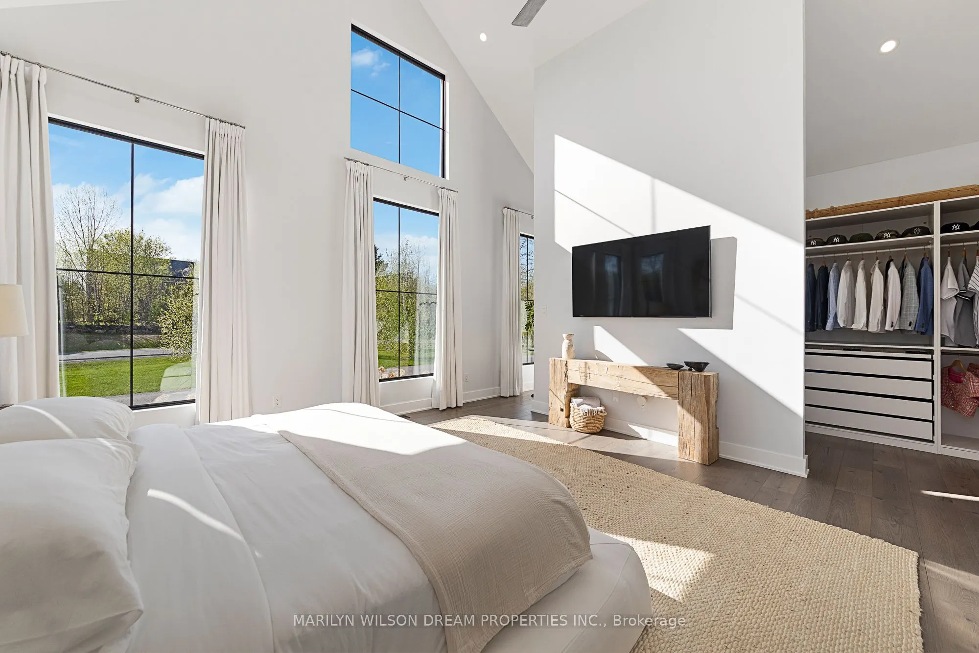 6109 Knights Drive