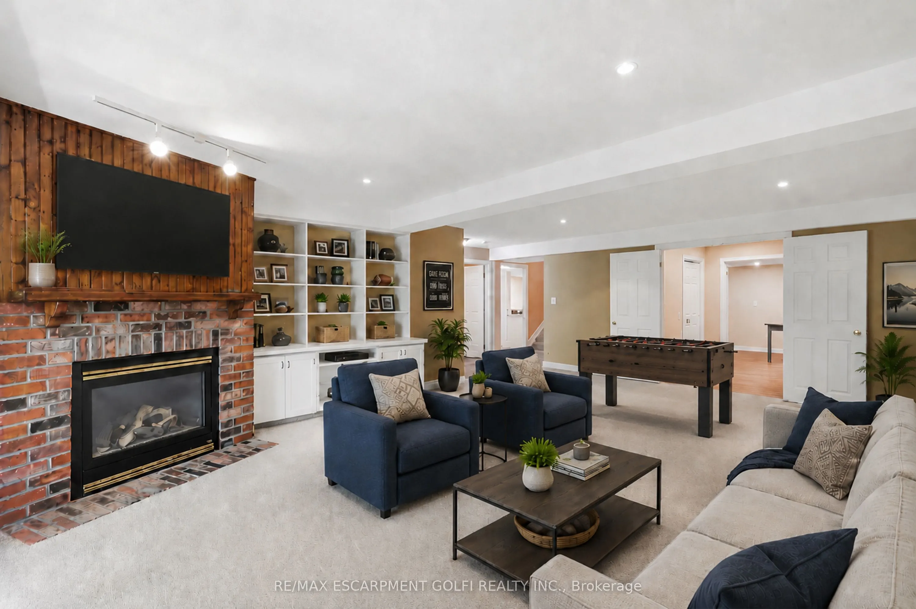 58 Glendale Avenue #12
