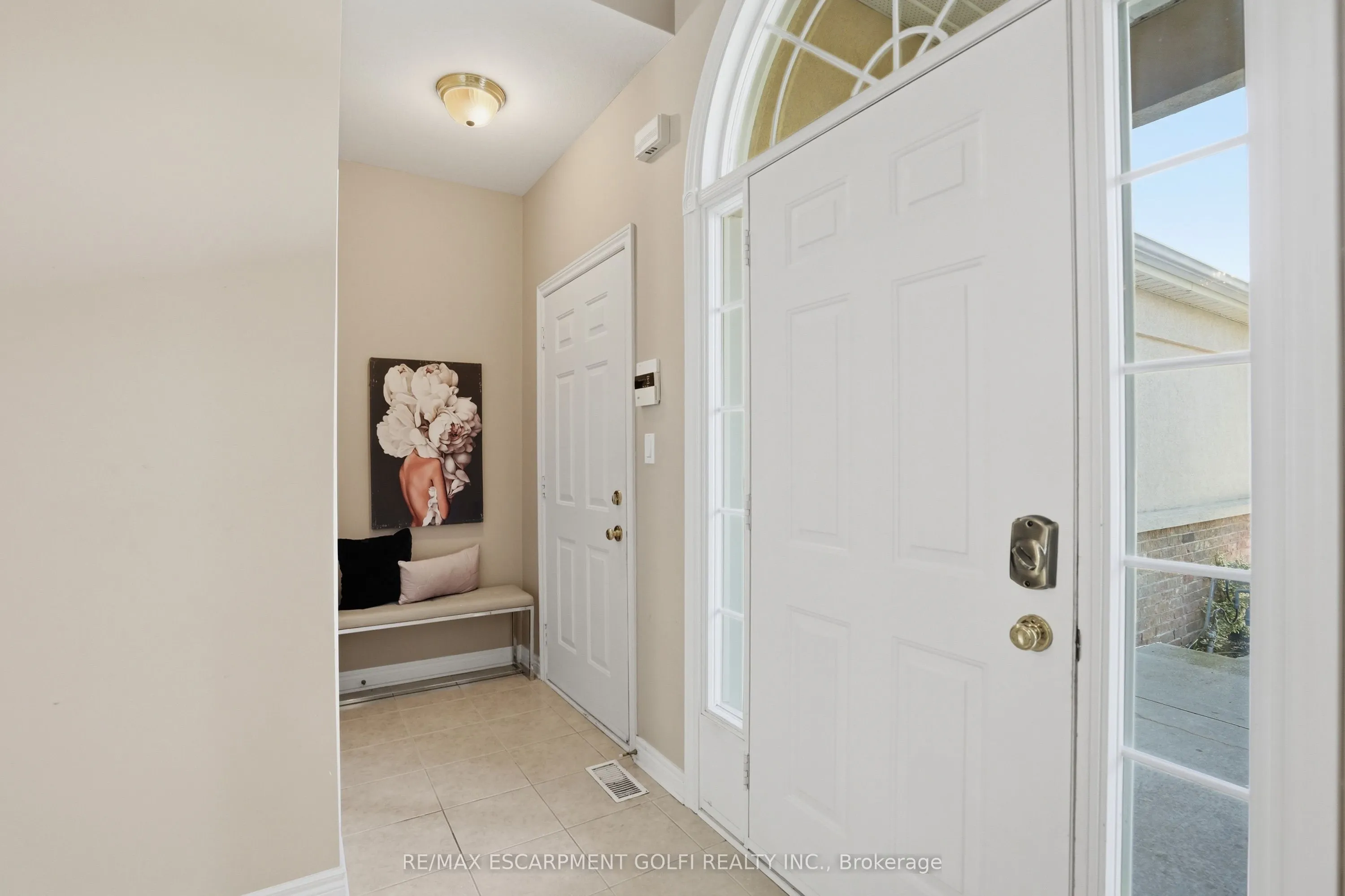 58 Glendale Avenue #12
