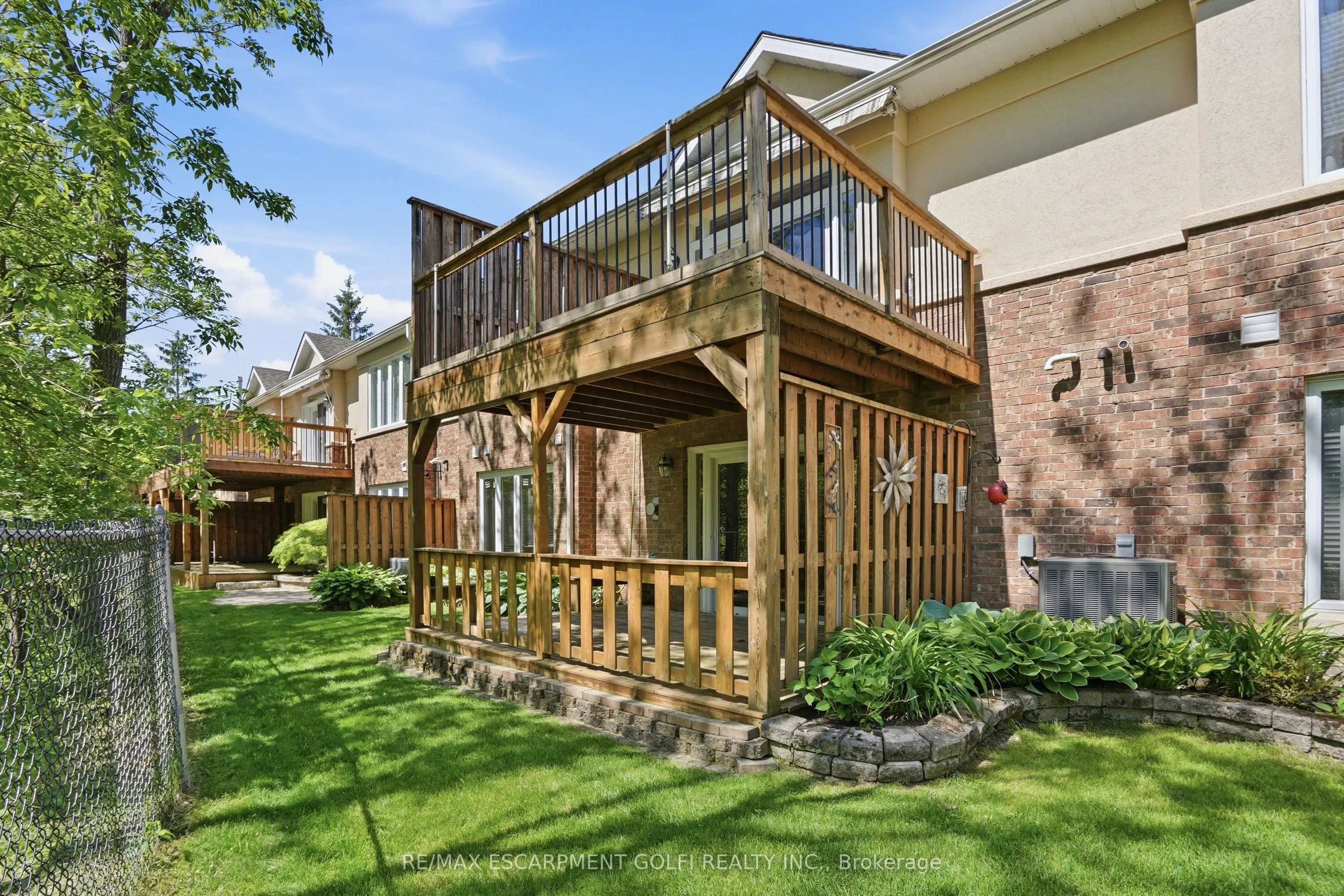 58 Glendale Avenue #12
