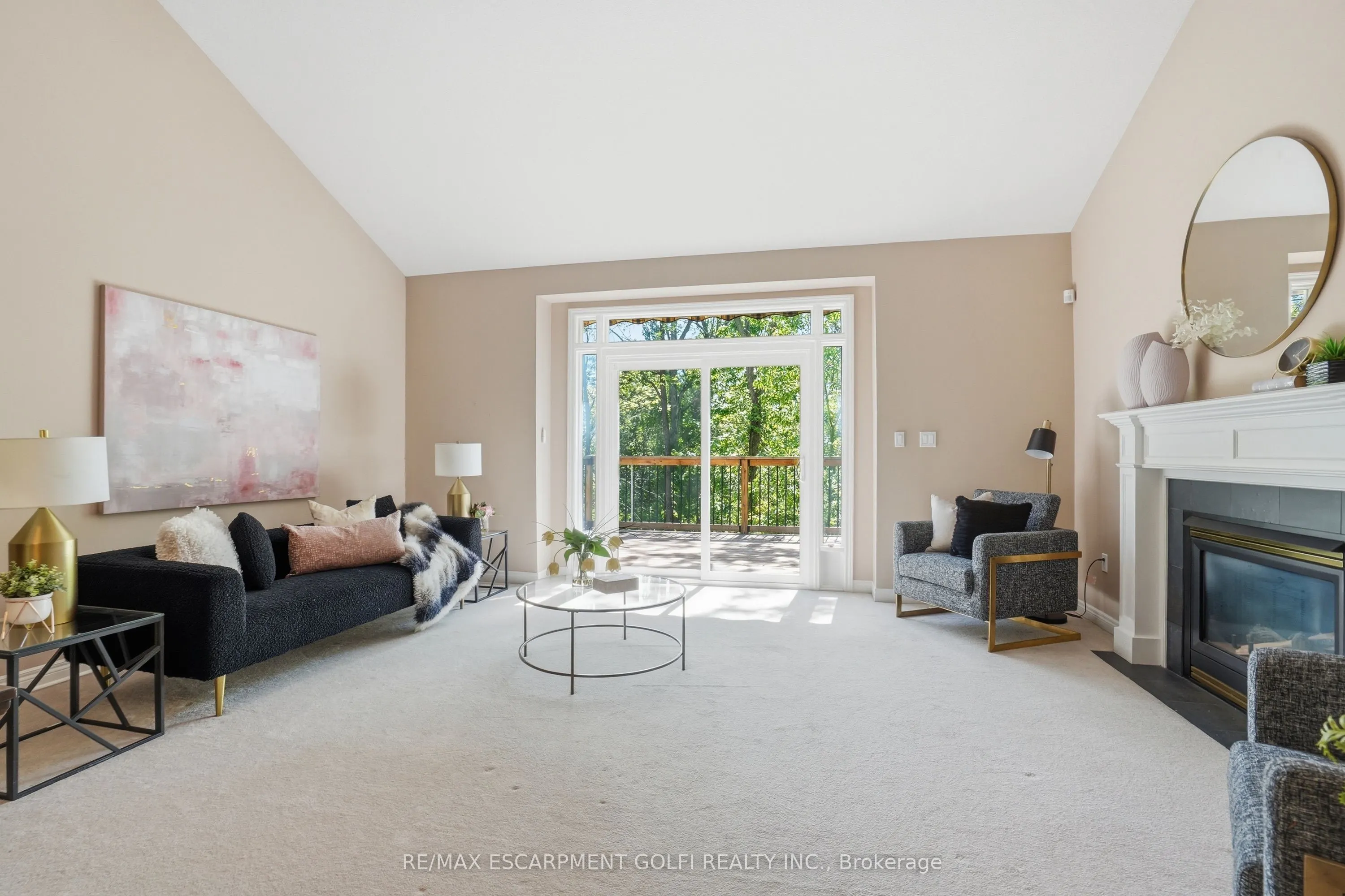 58 Glendale Avenue #12