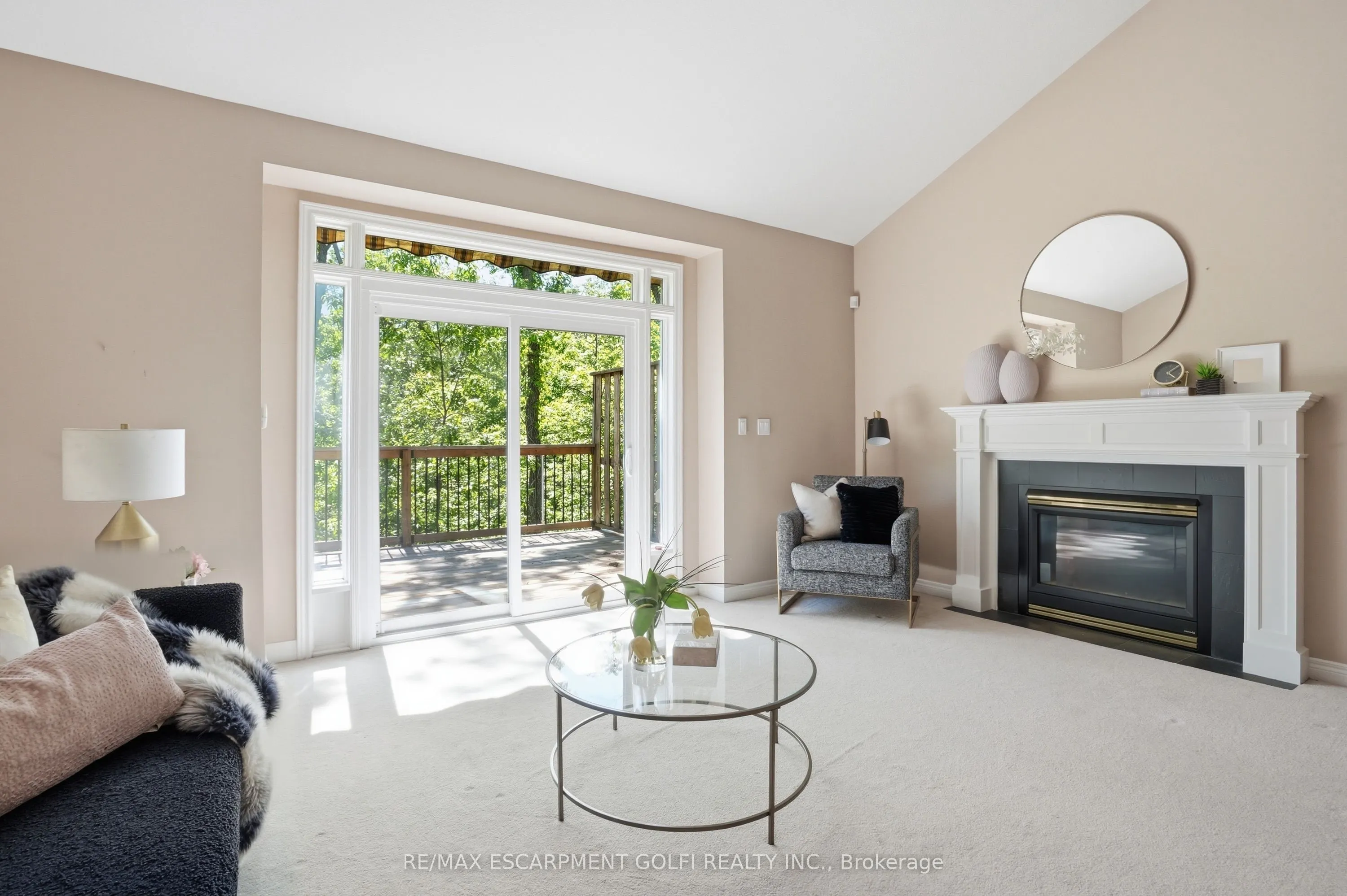 58 Glendale Avenue #12