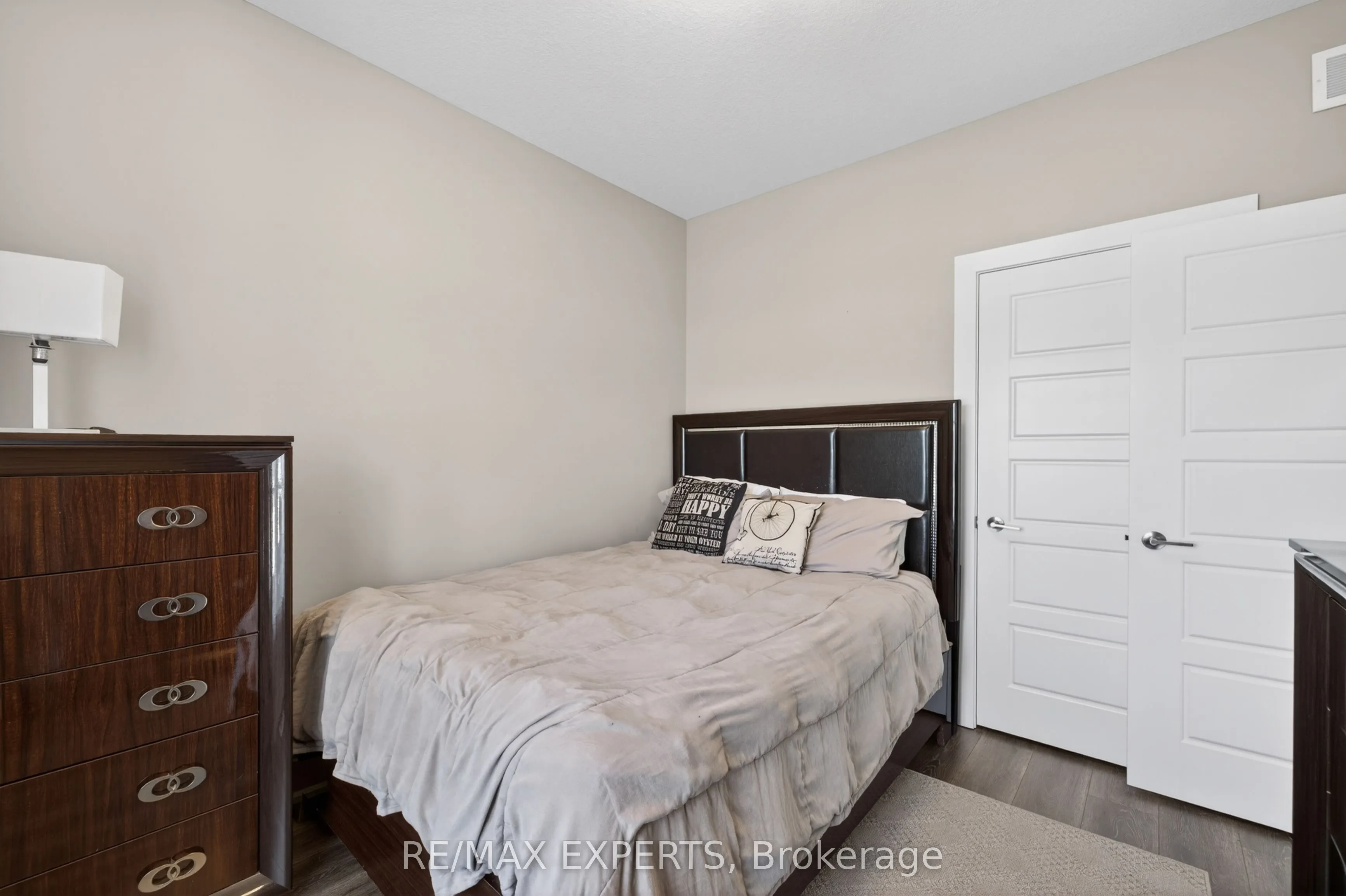 10 MCPHERSON Court #21