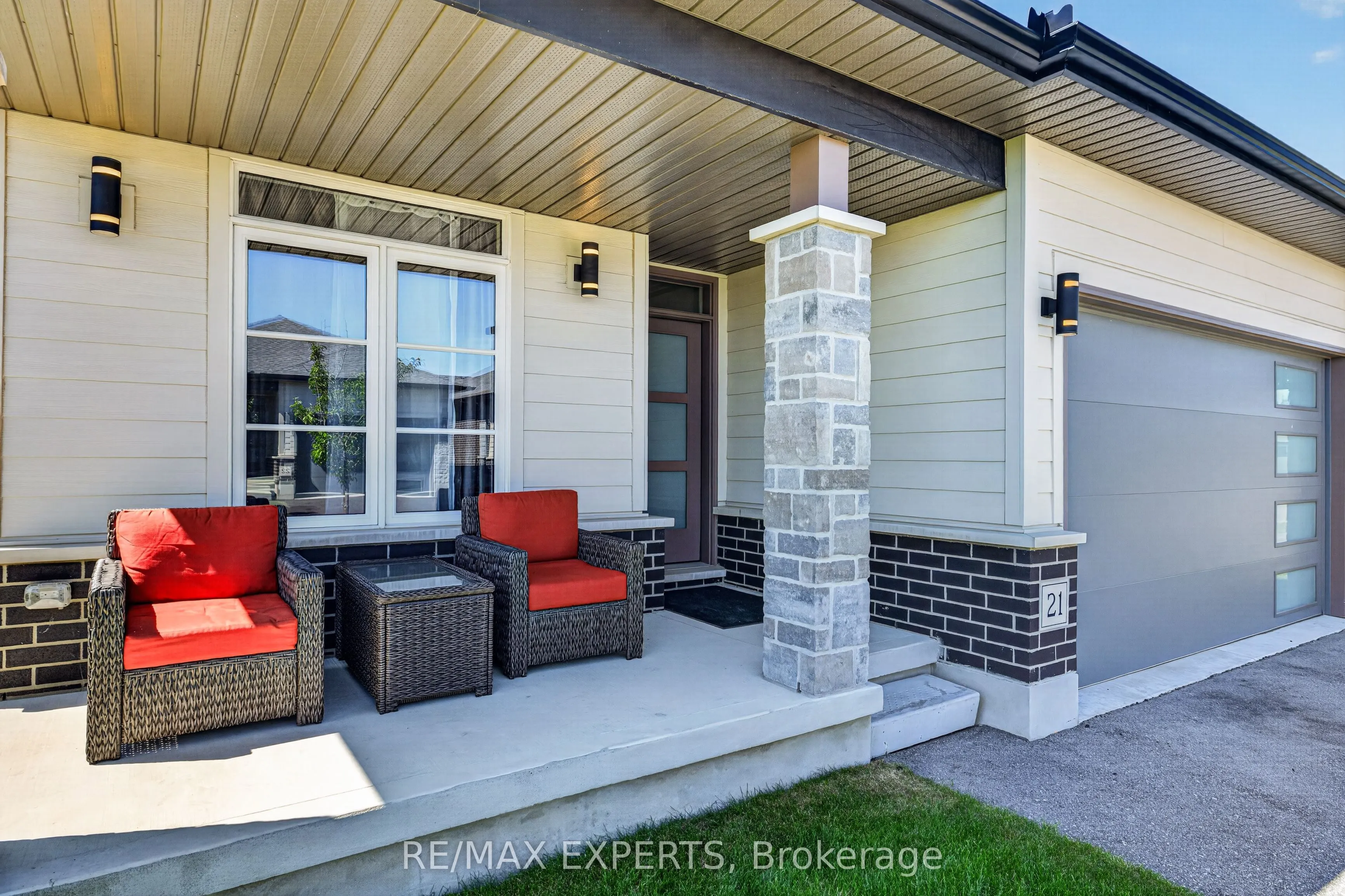 10 MCPHERSON Court #21