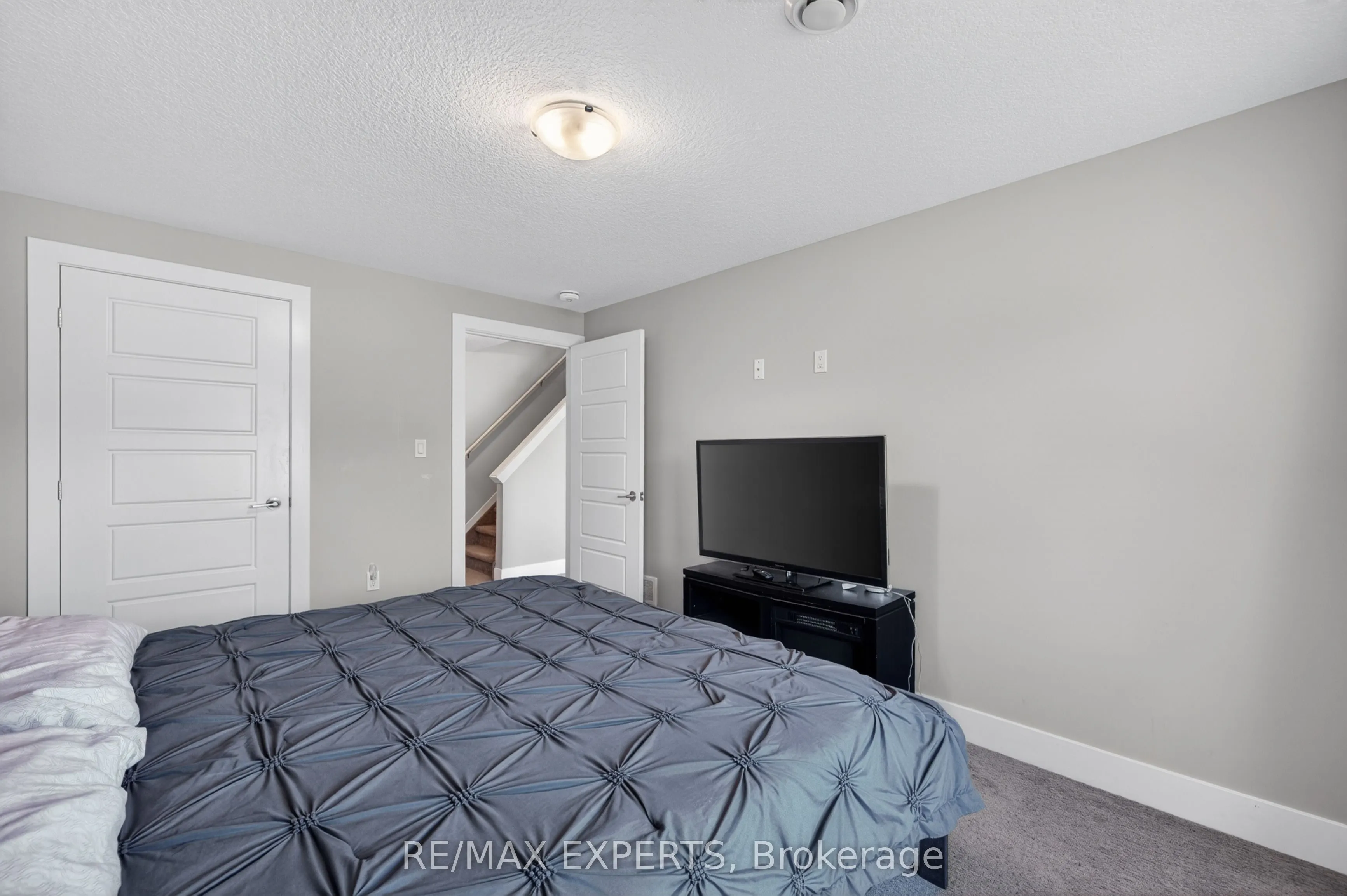 10 MCPHERSON Court #21