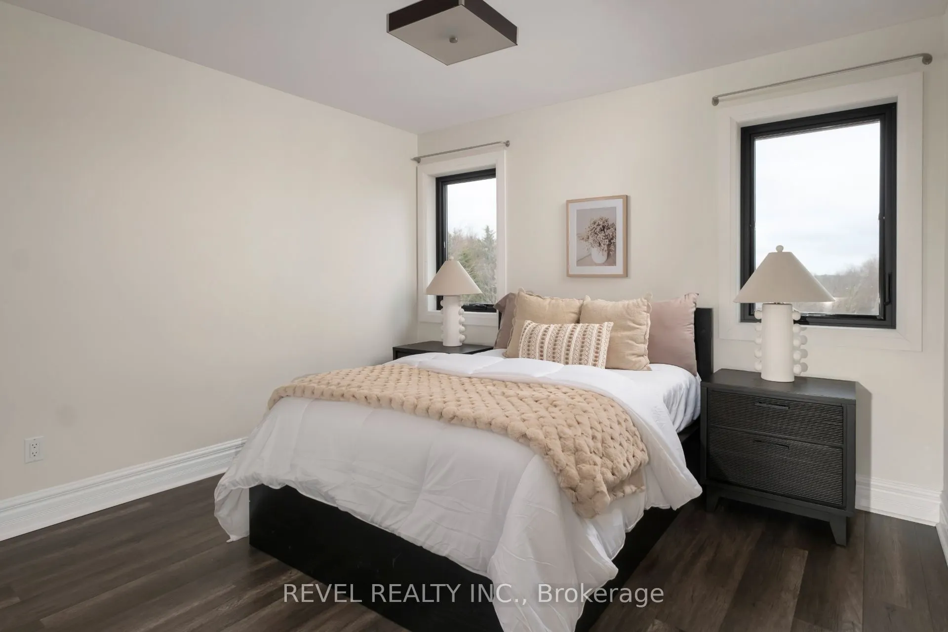 9343 Wellington 22 Road