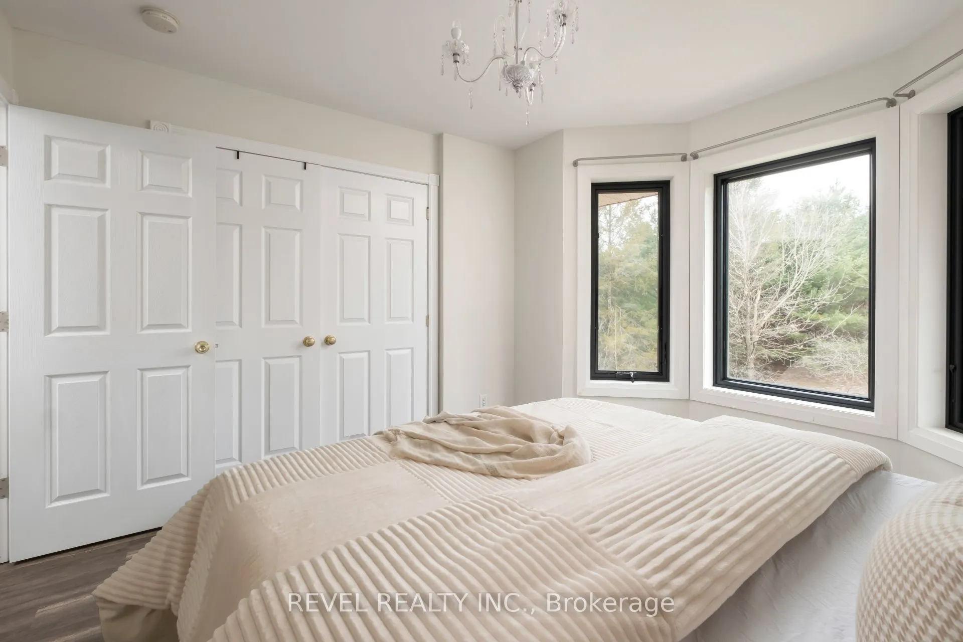 9343 Wellington 22 Road