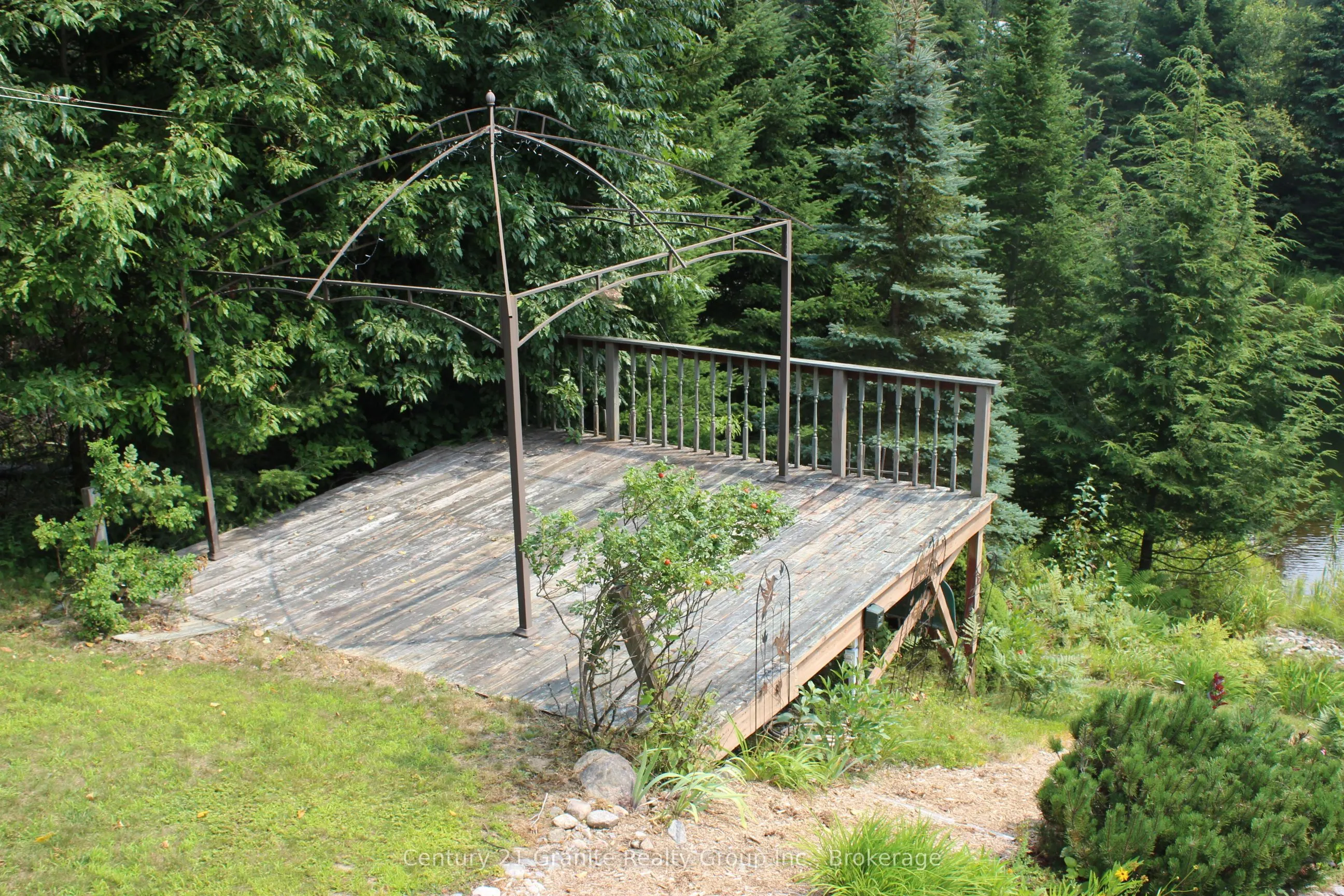 1082 Green Lake Road