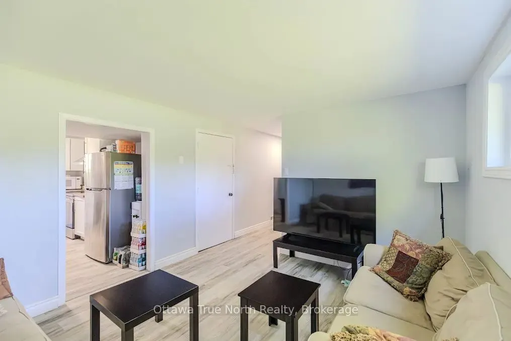 35 Tauvette Street
