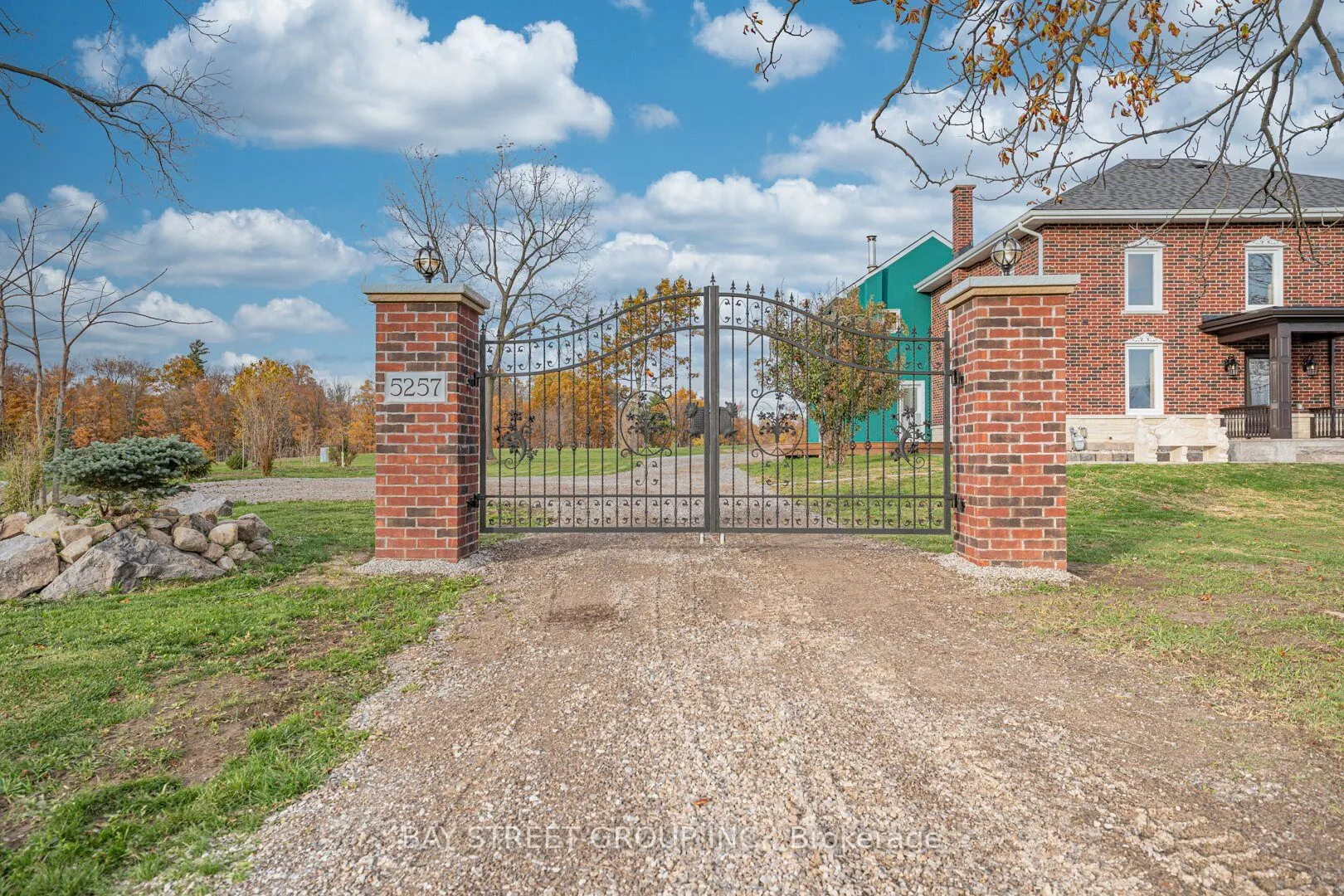 5255 Philp Road