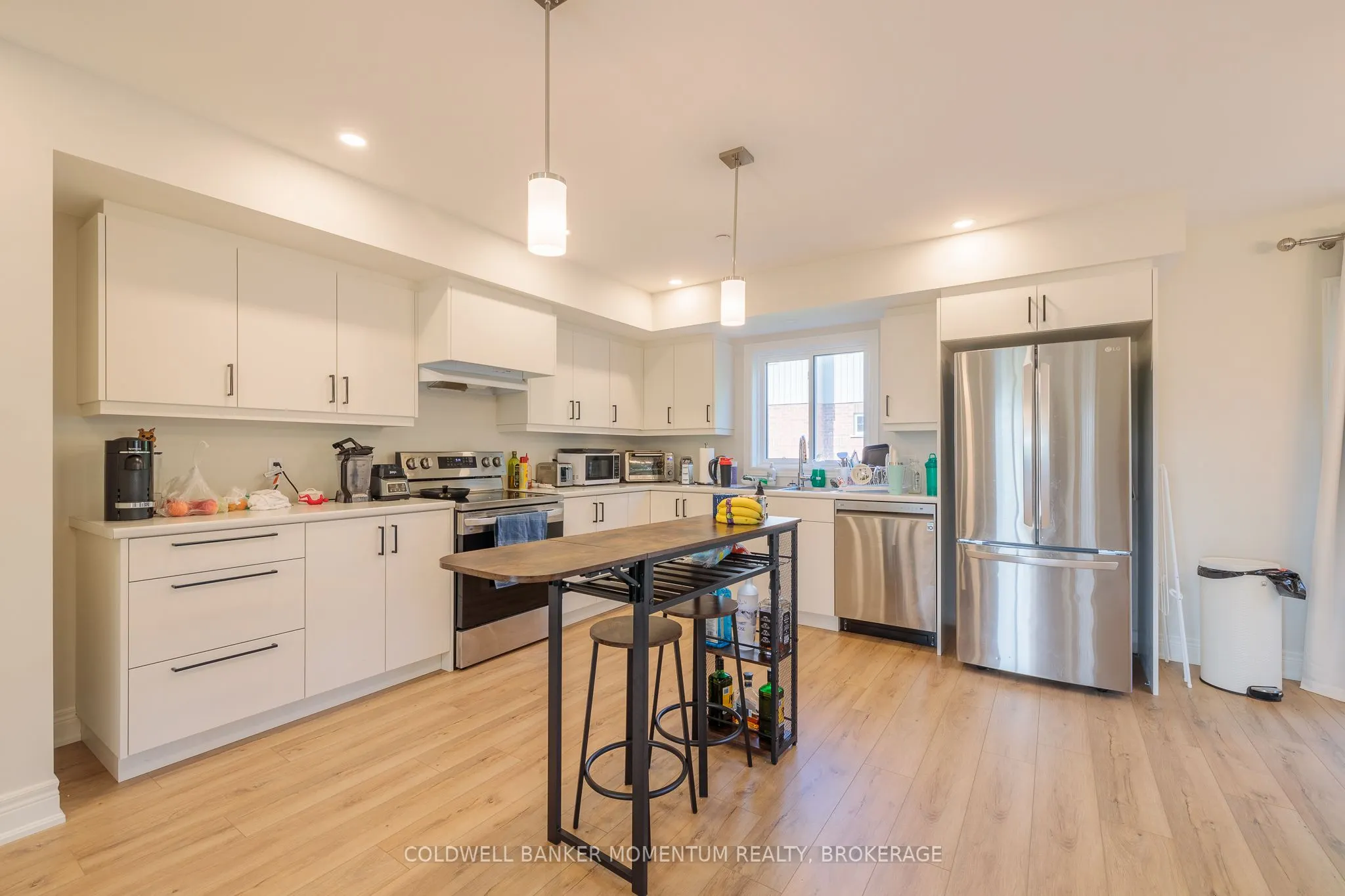 153 B MOFFATT Street #B