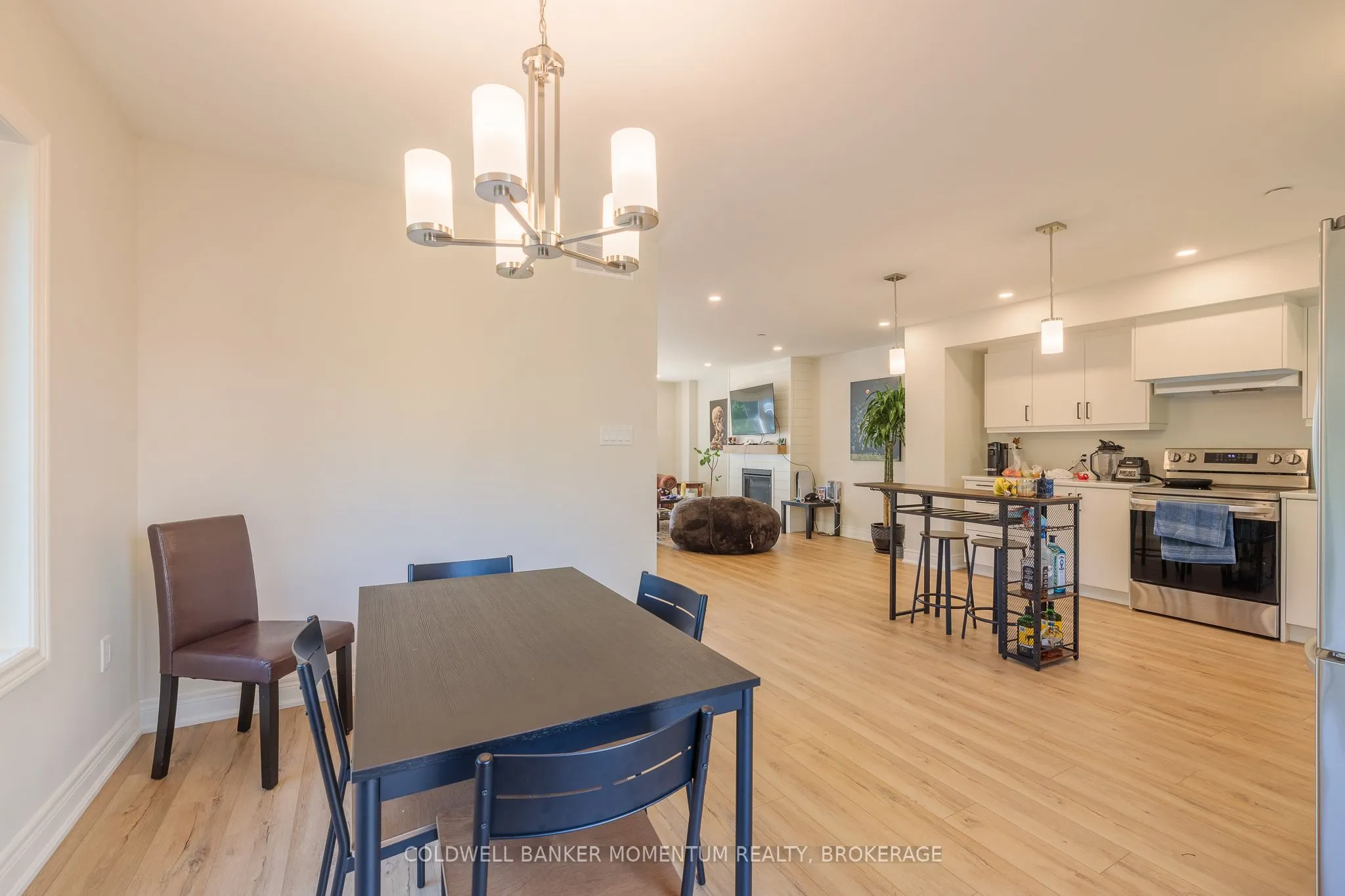 153 B MOFFATT Street #B