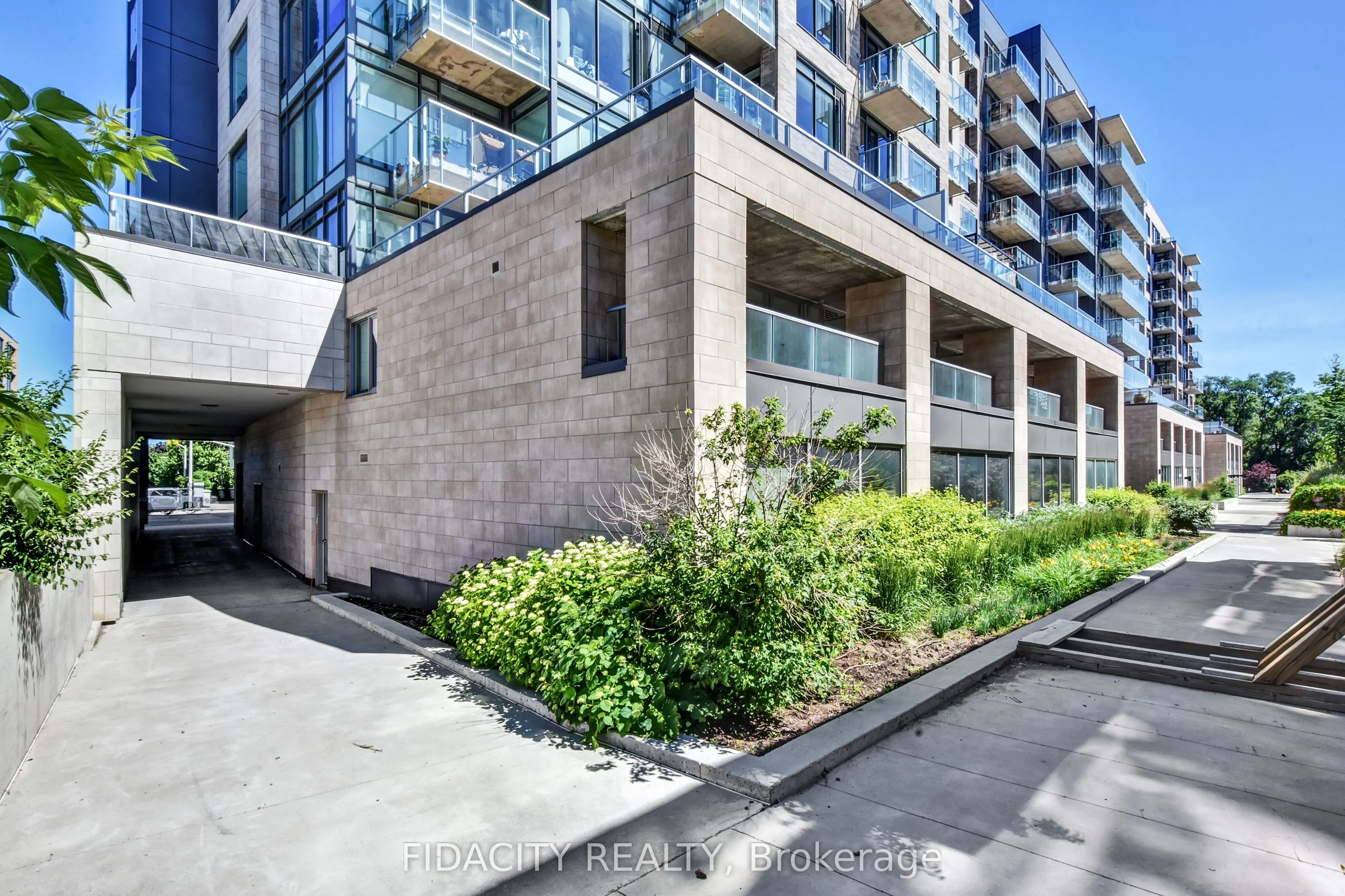 108 Richmond Road #609