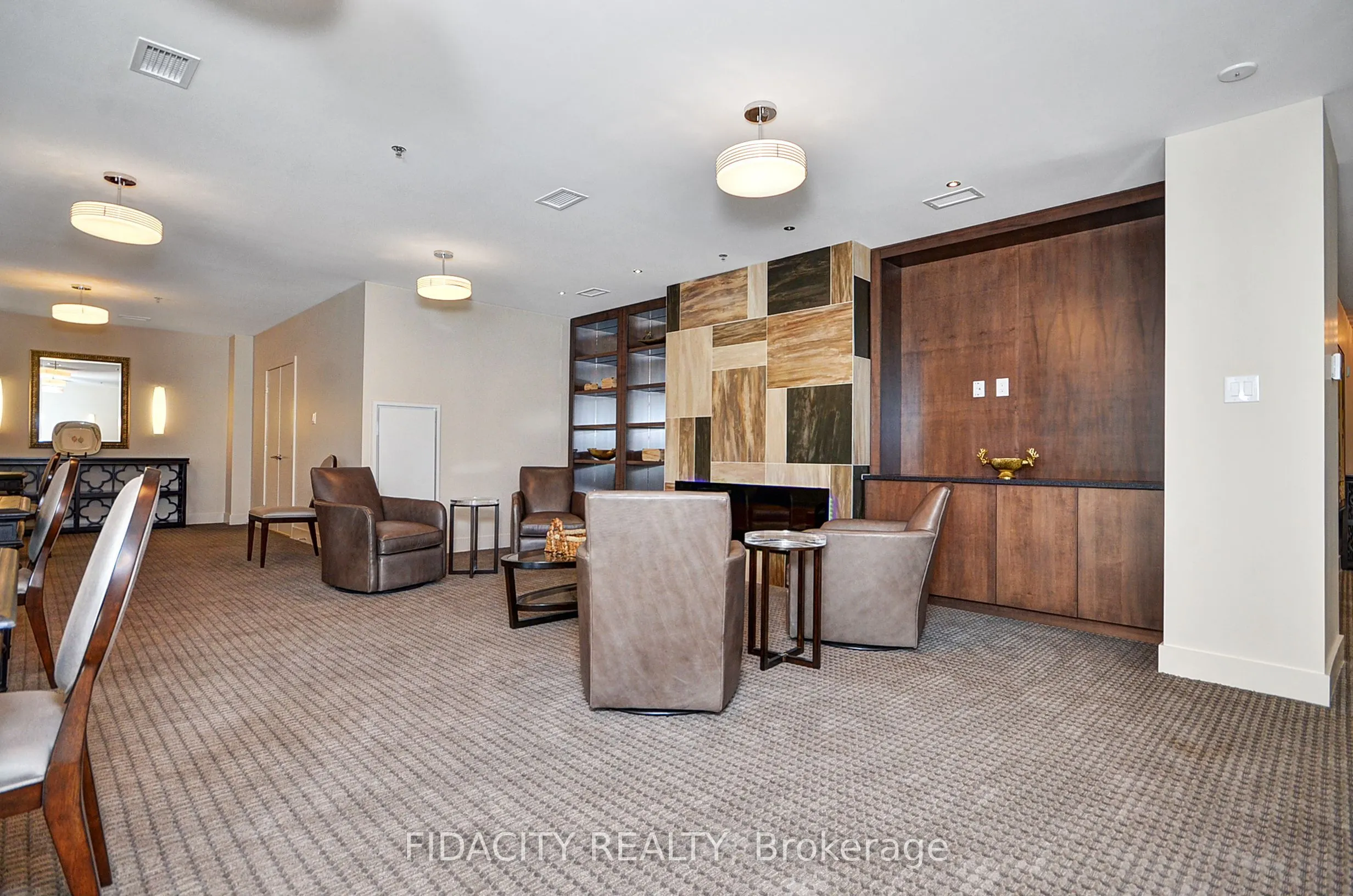 108 Richmond Road #609