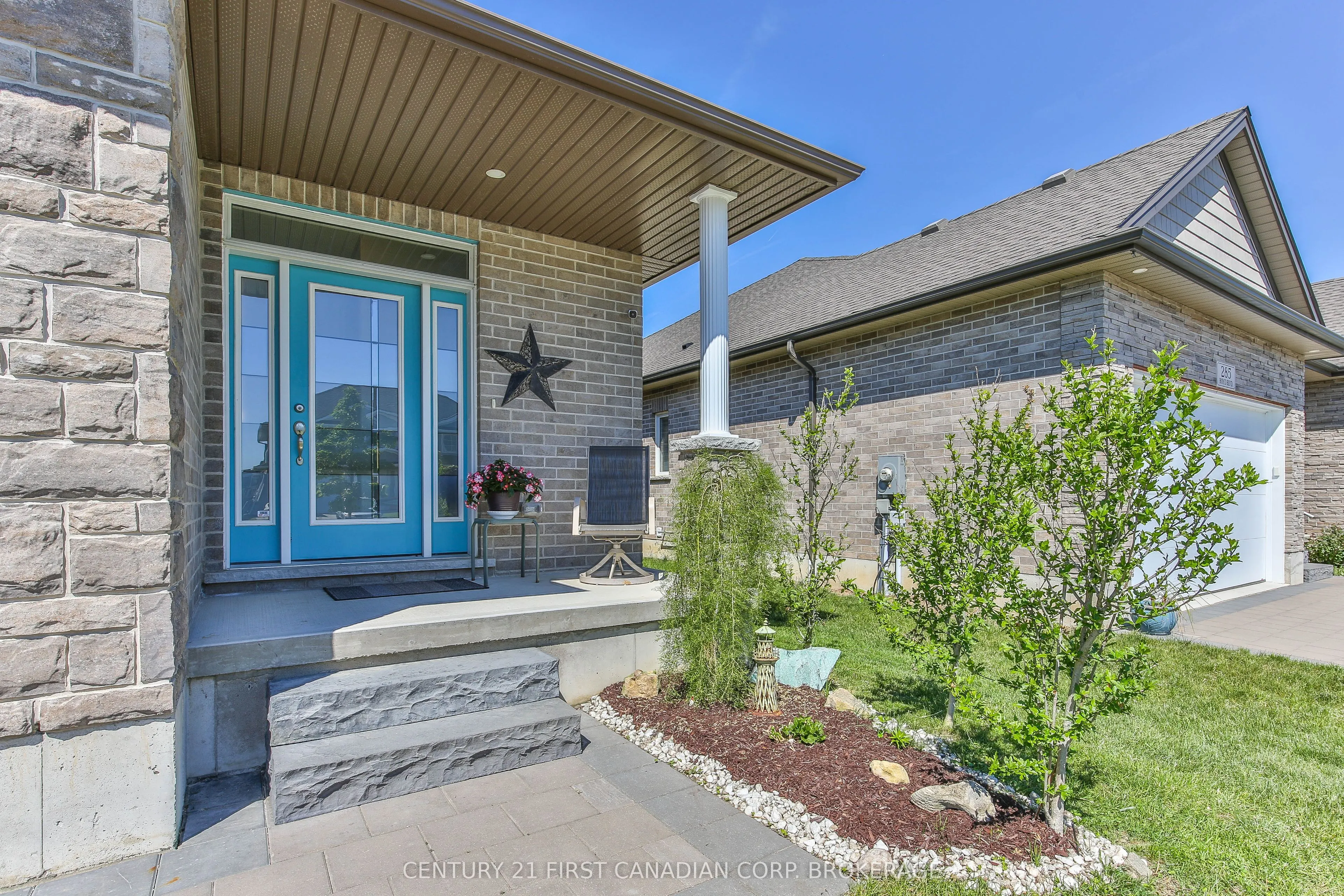 283 Boyd Boulevard