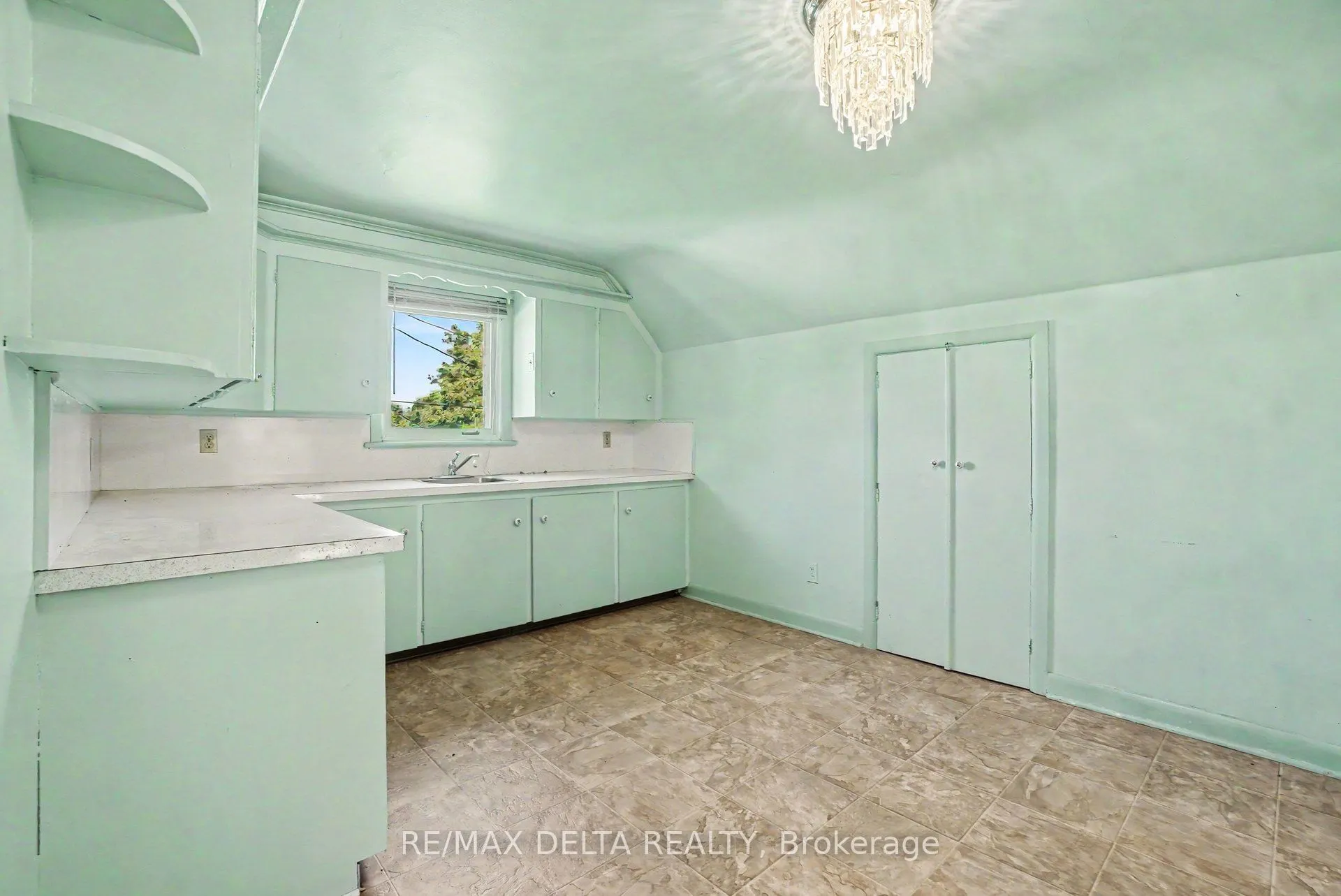 352 Lacasse Avenue