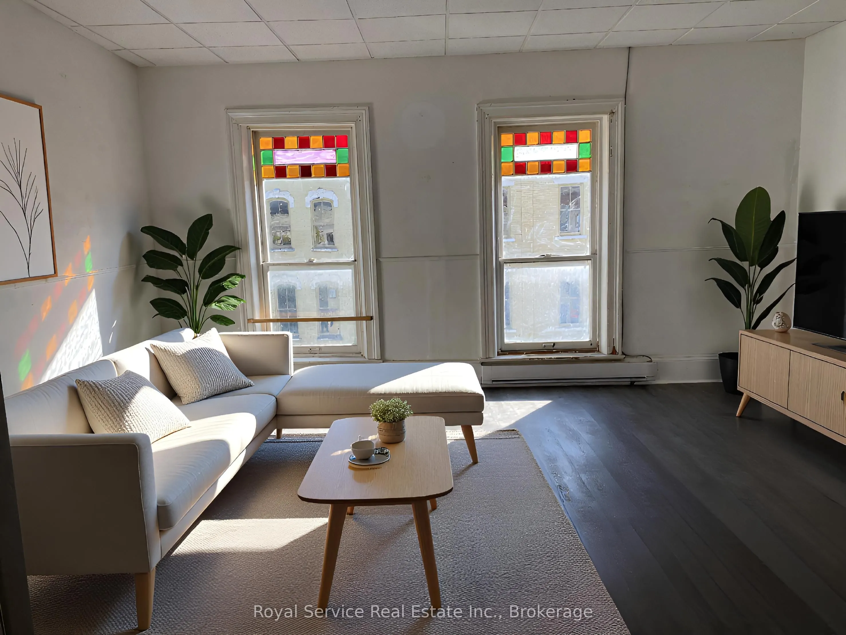 36 King St West King Street W