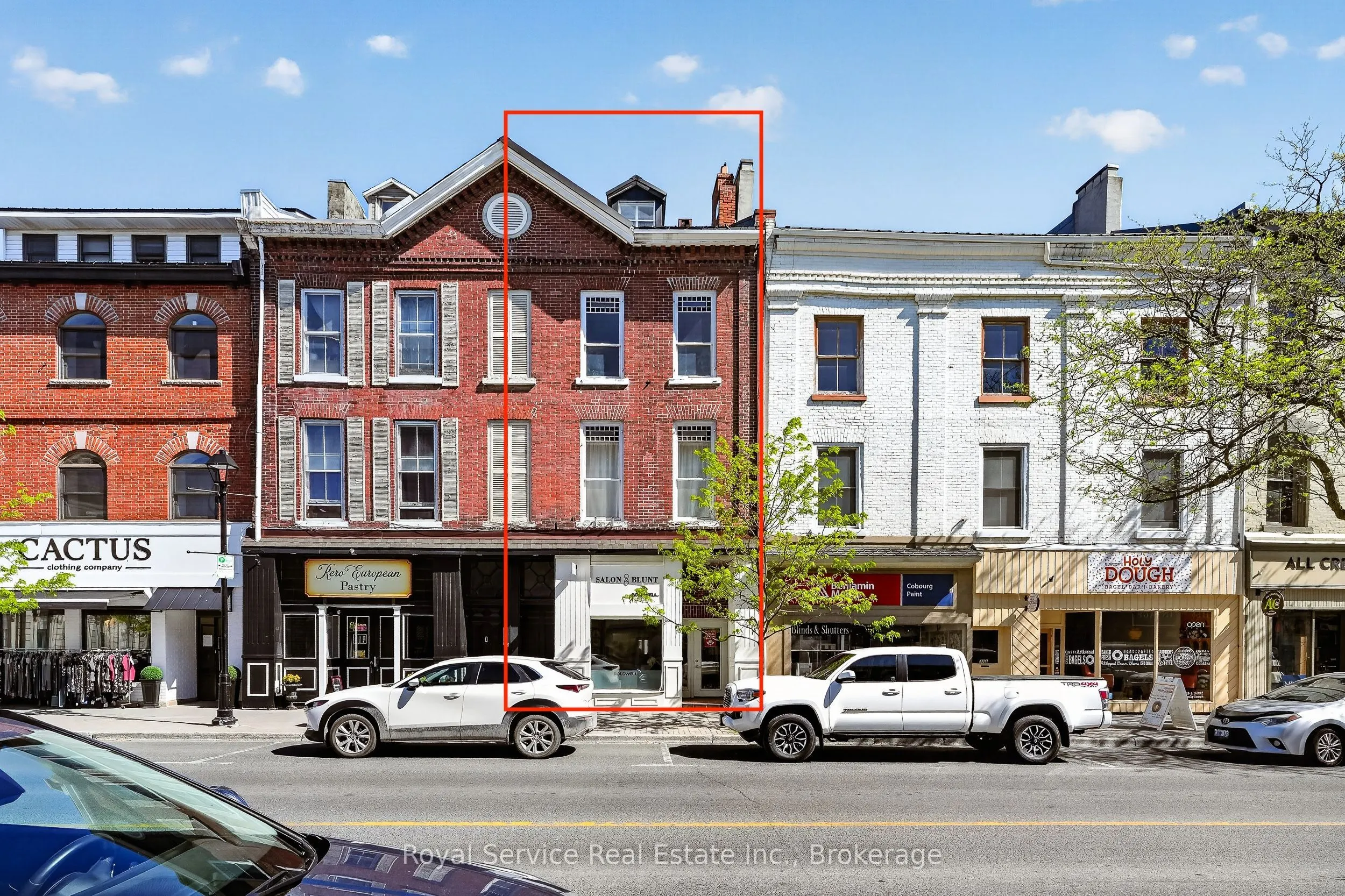 36 King St West King Street W