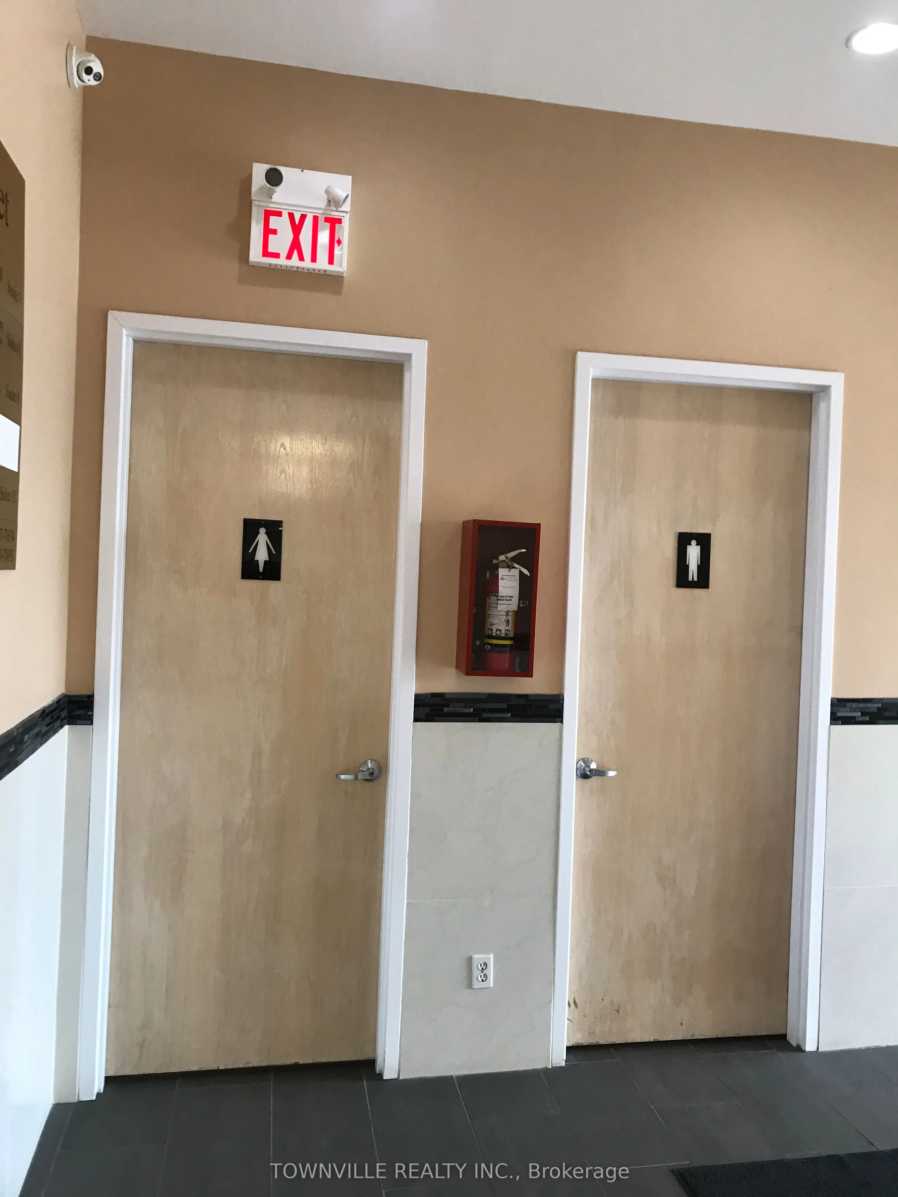 496 Albert Street #3
