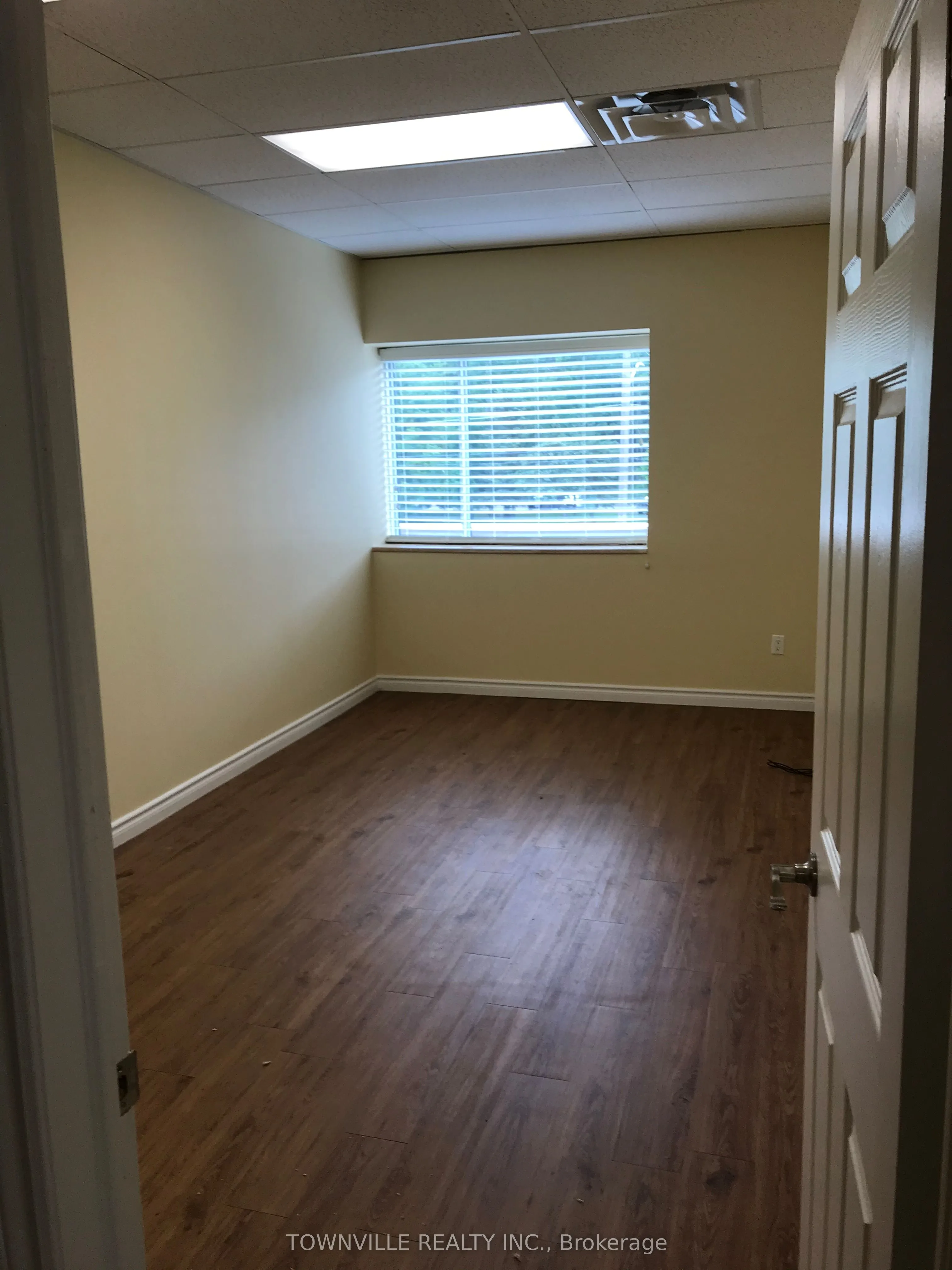 496 Albert Street #7