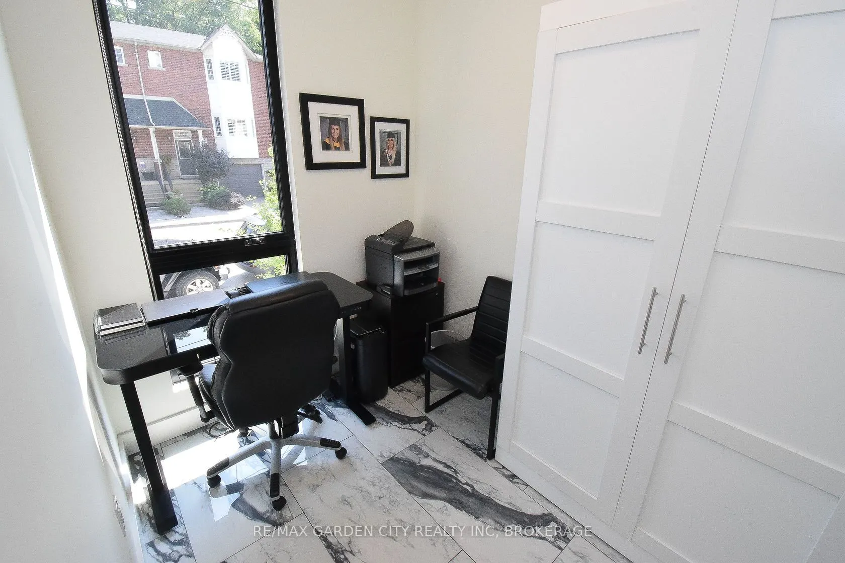 2 BROCK Street S #5