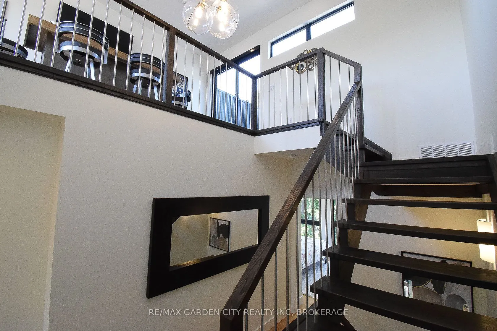 2 BROCK Street S #5