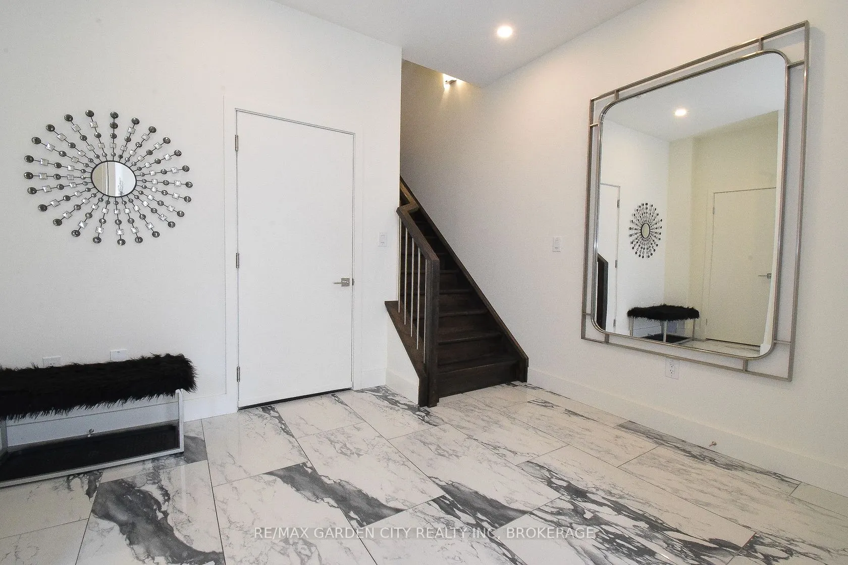 2 BROCK Street S #5