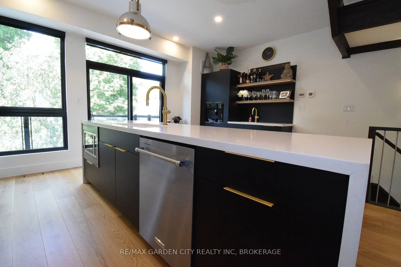 2 BROCK Street S #5