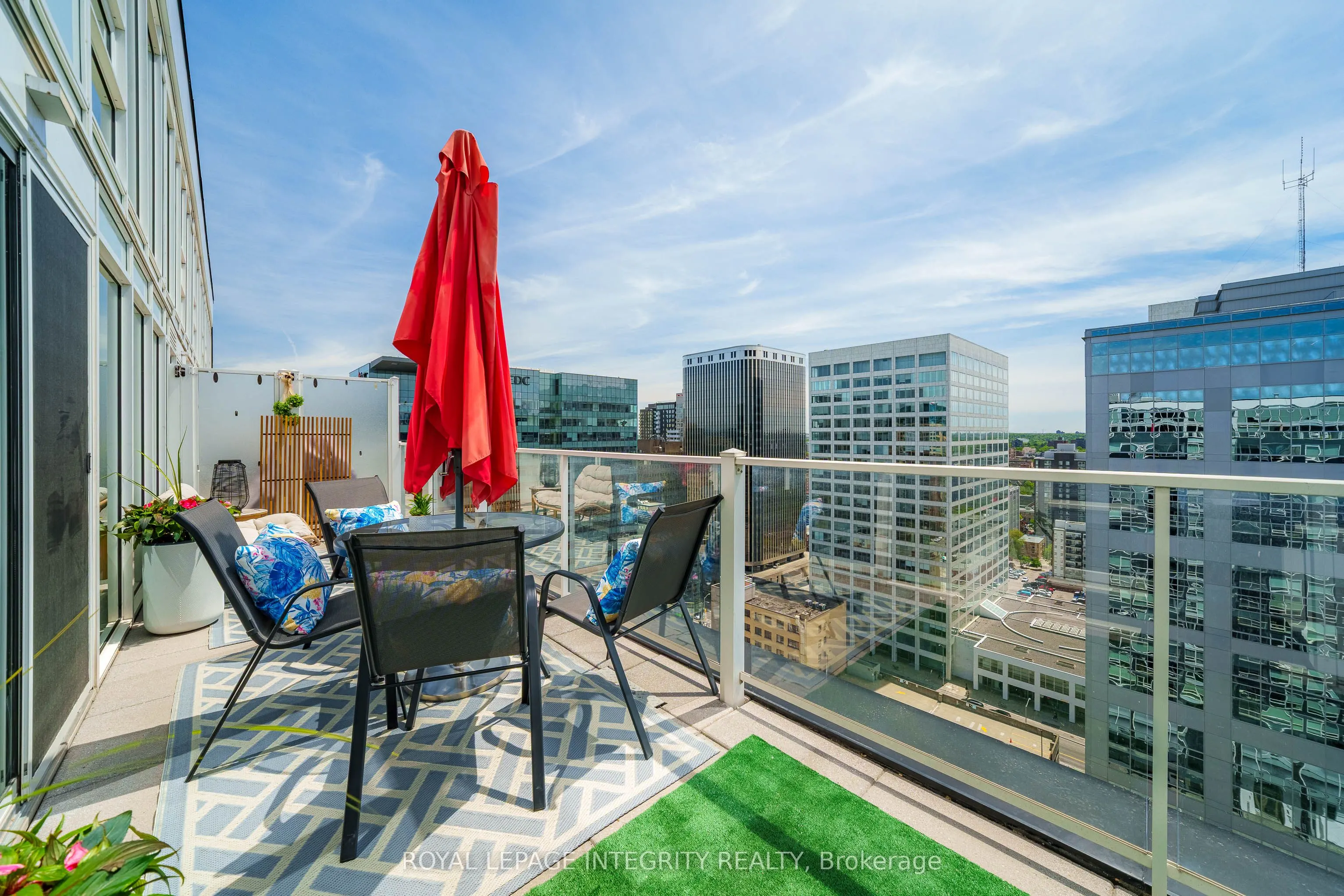 199 SLATER Street #2205