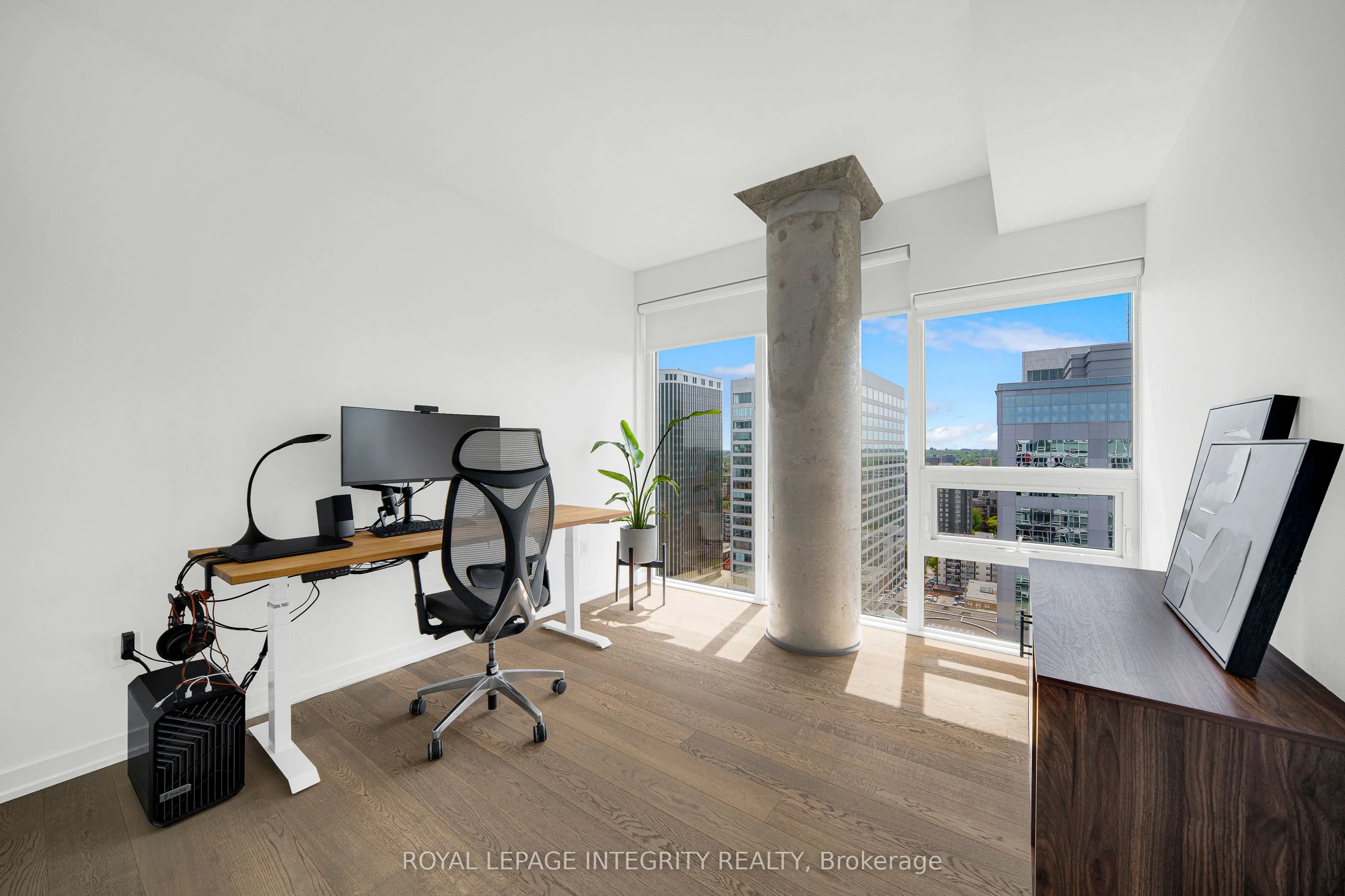199 SLATER Street #2205