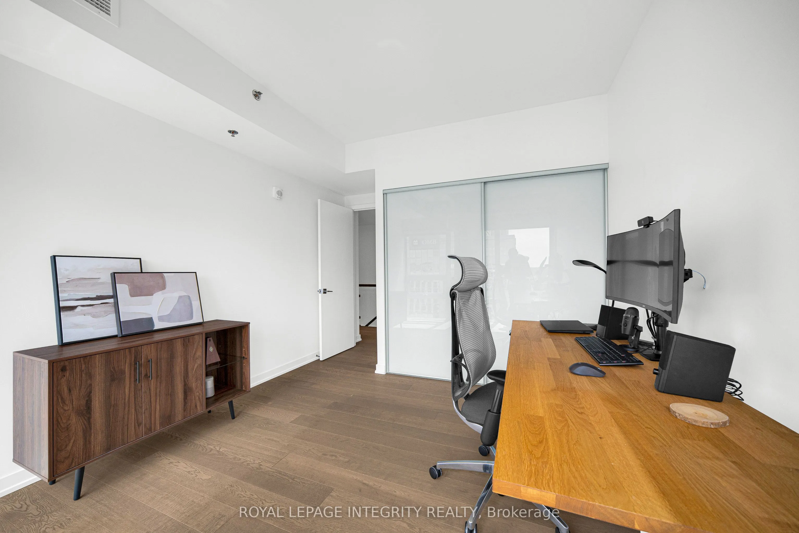199 SLATER Street #2205