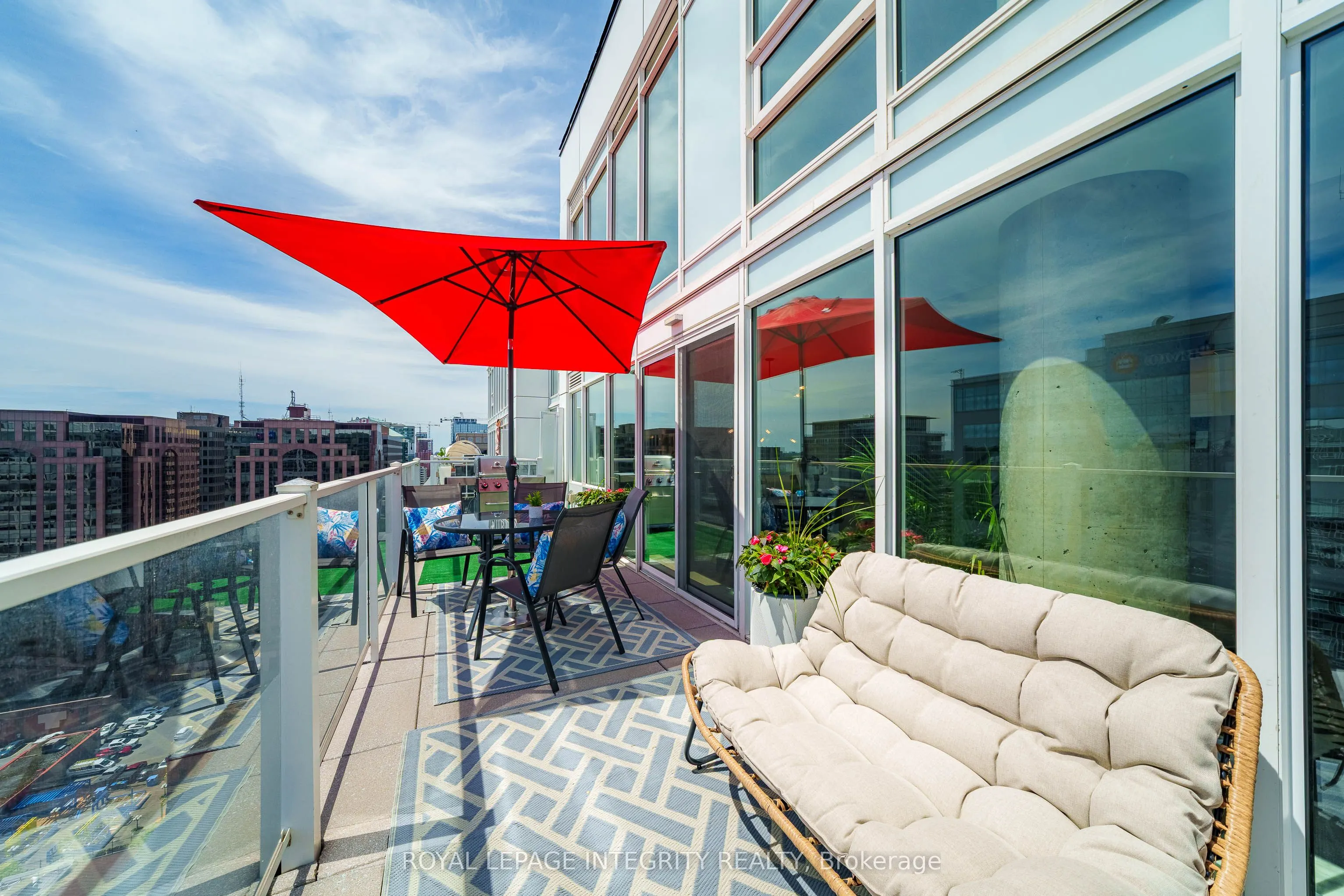 199 SLATER Street #2205