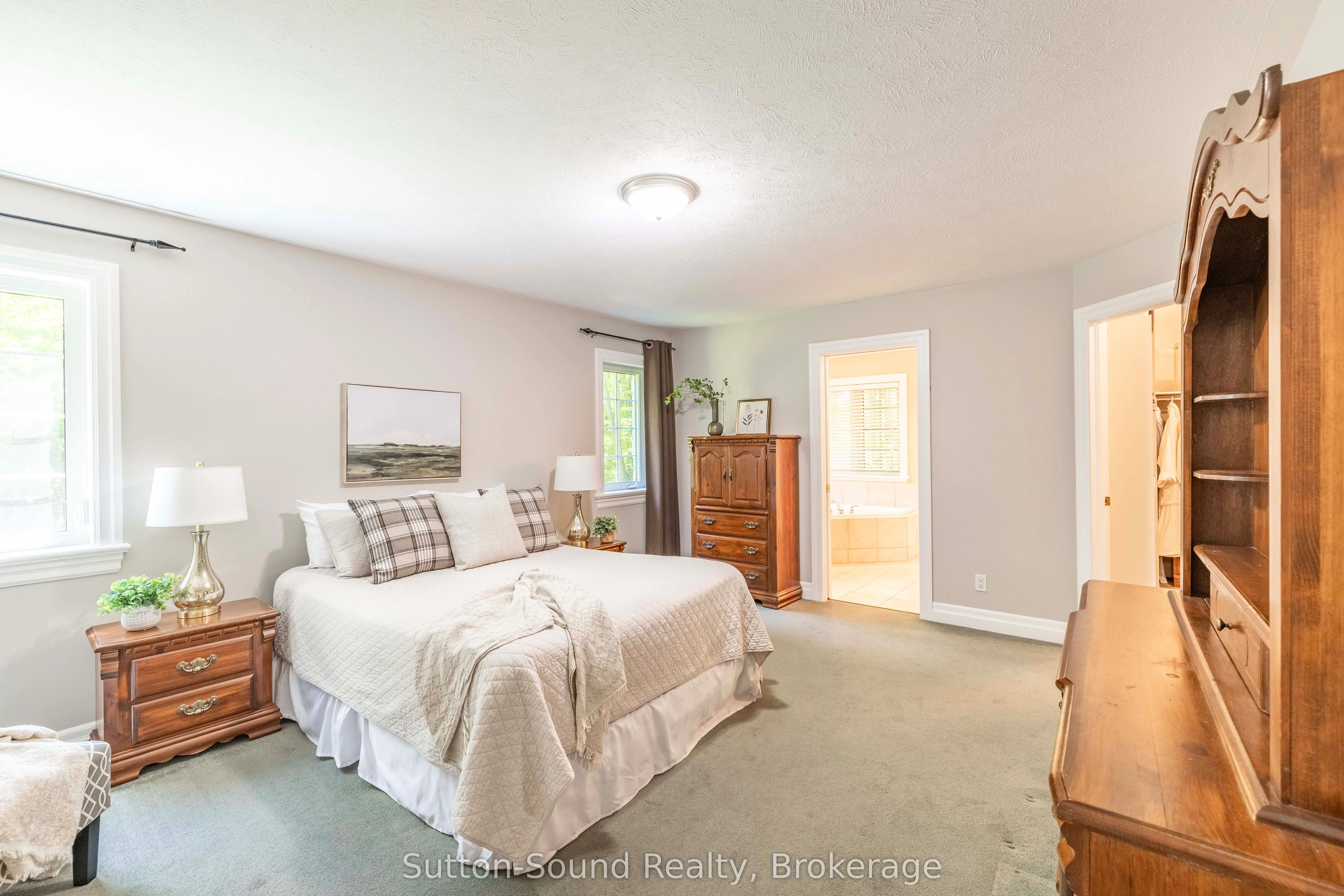 318761 Grey 1 Road