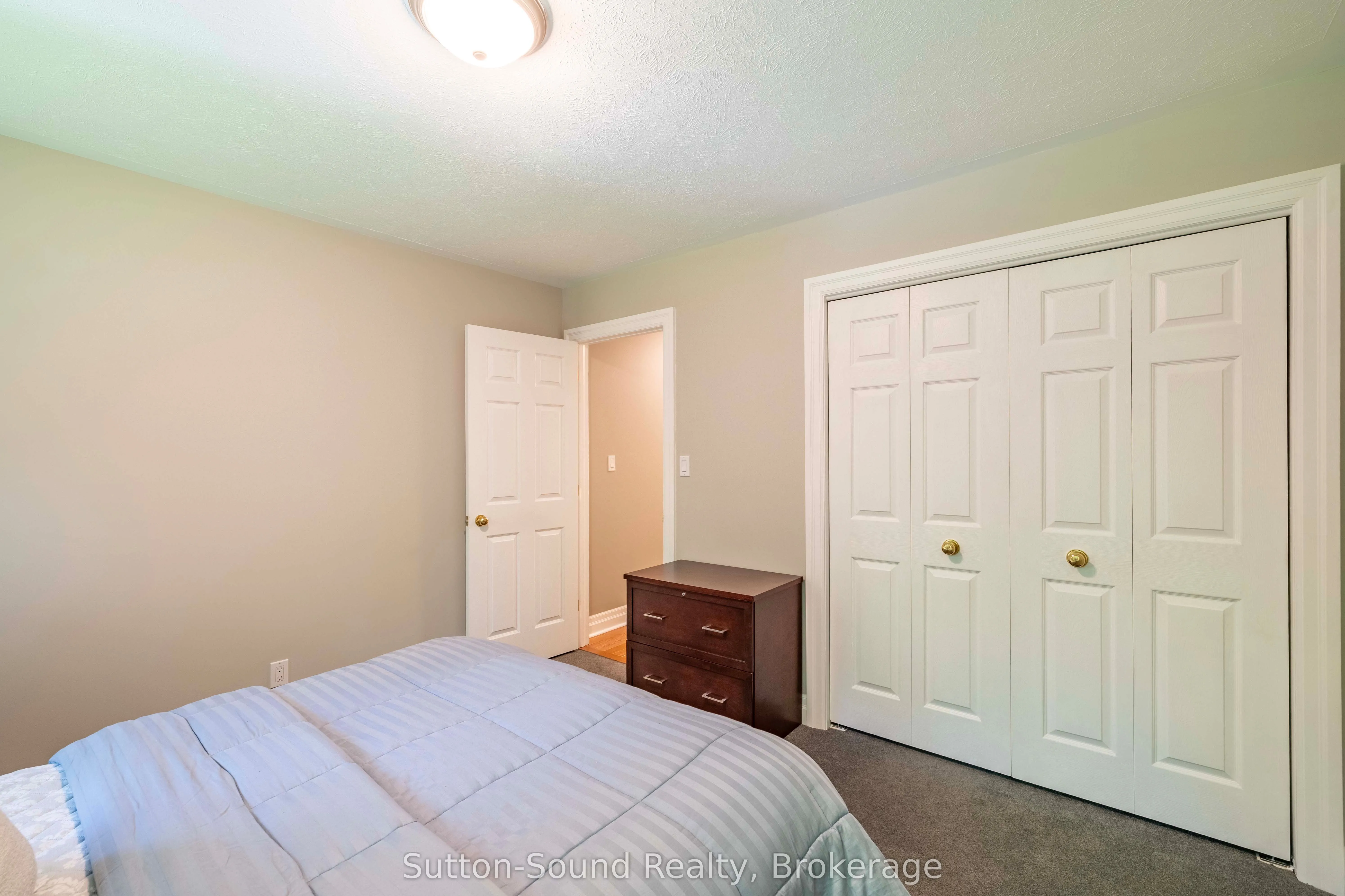 318761 Grey 1 Road