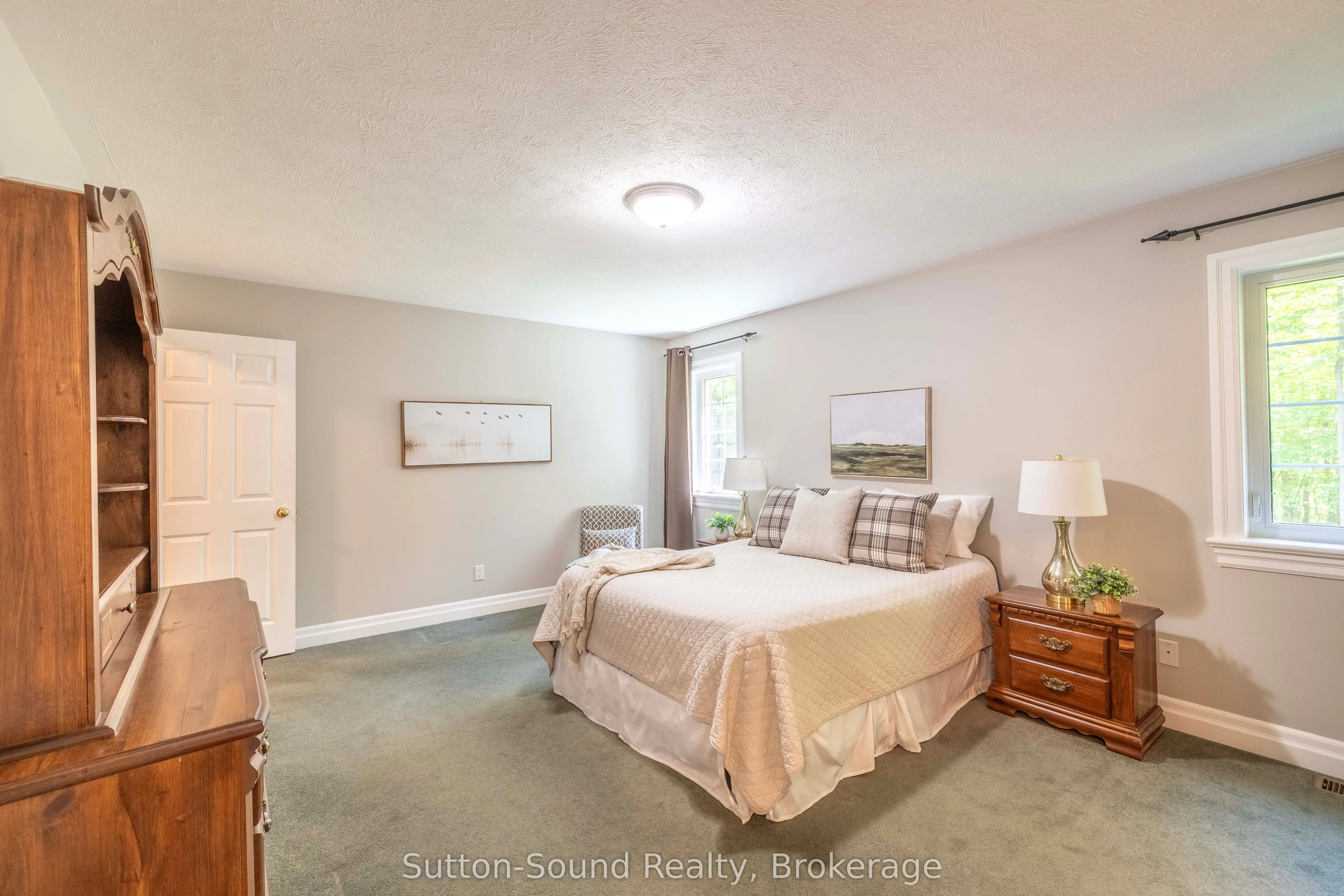 318761 Grey 1 Road
