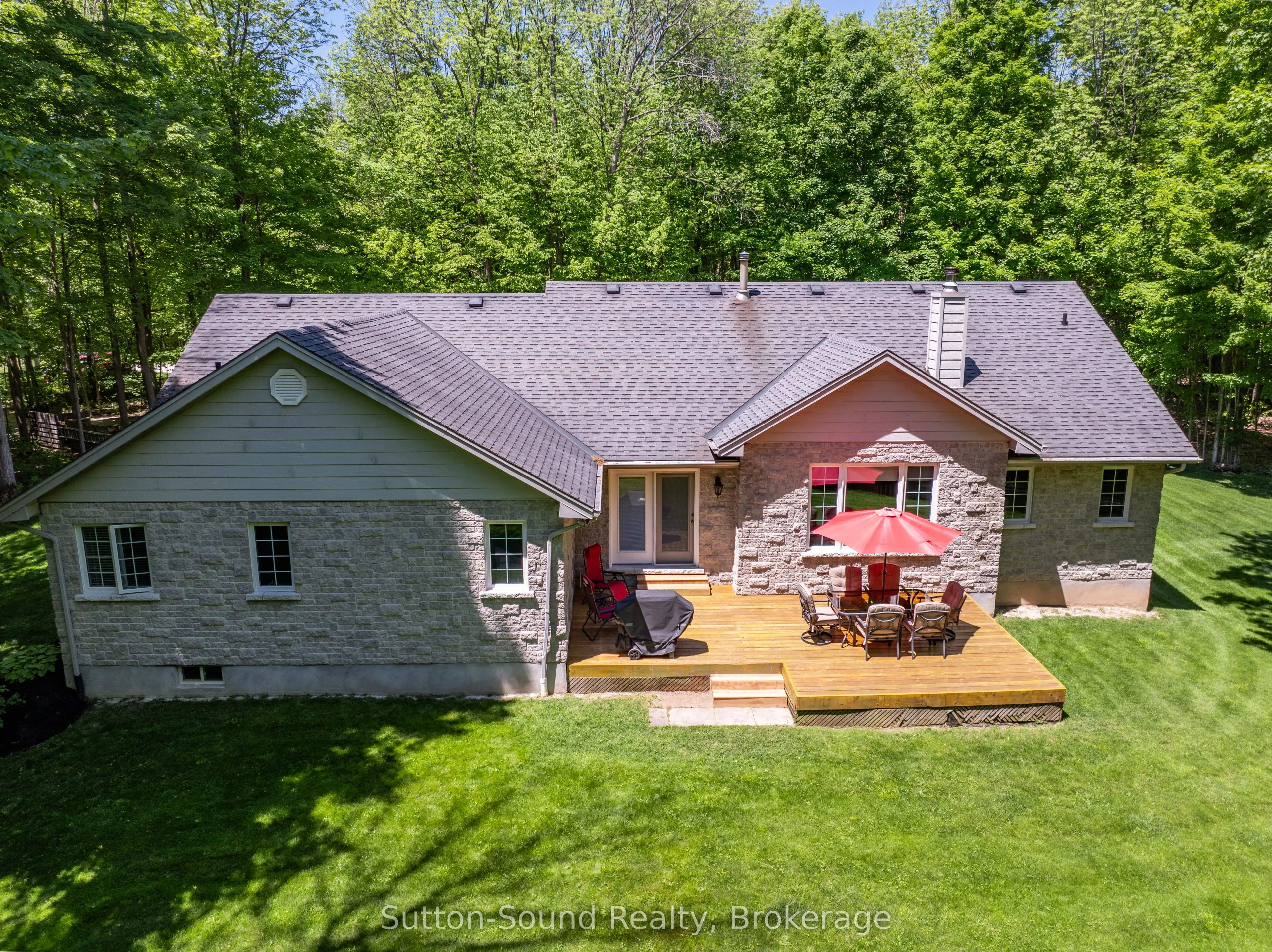 318761 Grey 1 Road