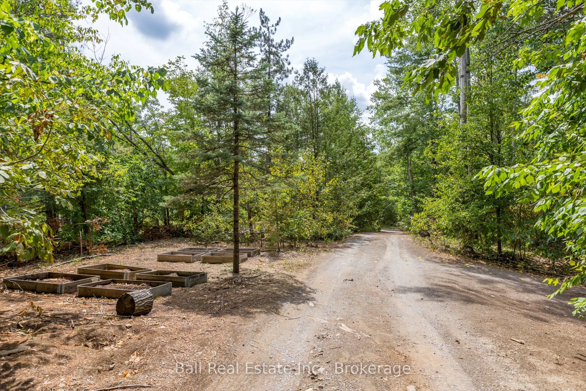 2476 County Rd 46